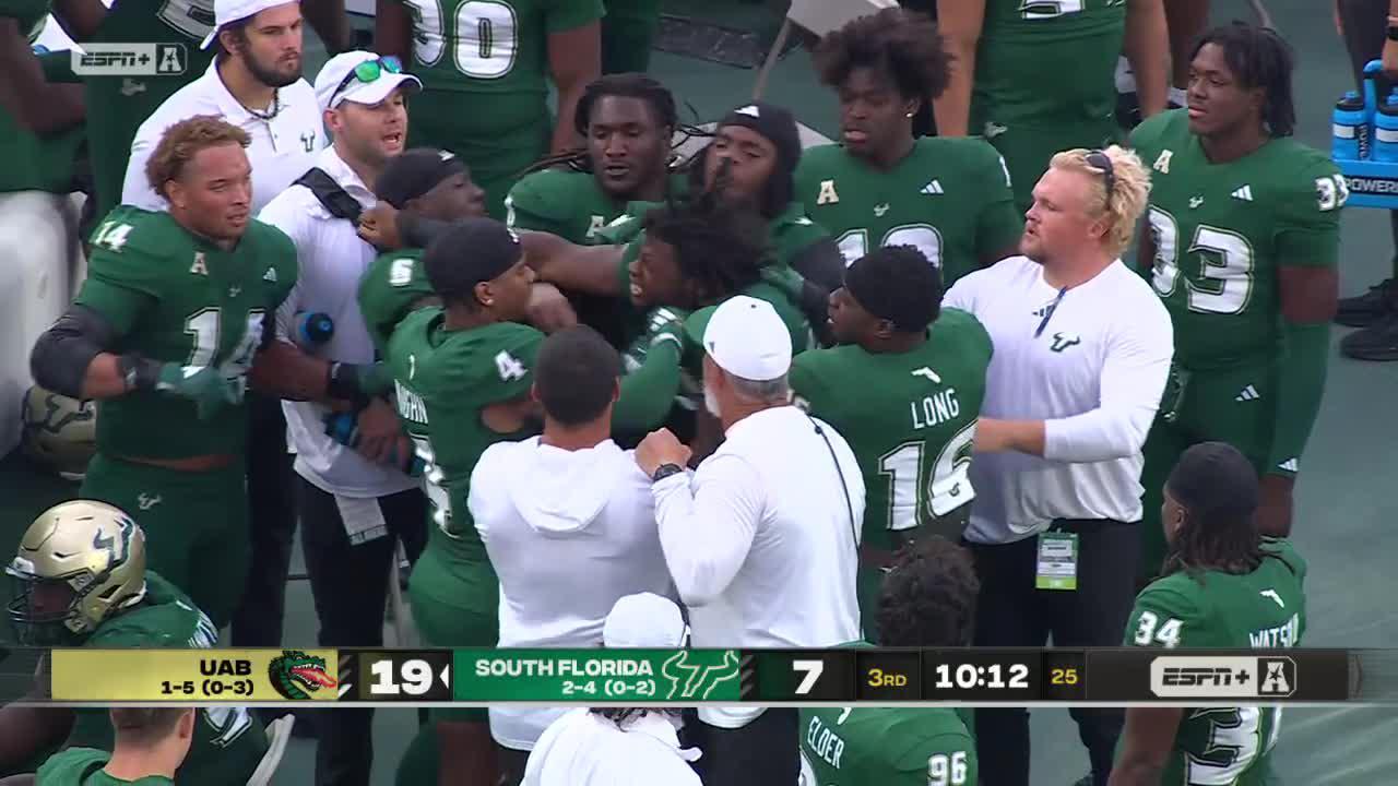 South Florida teammates get into fight on sidelines