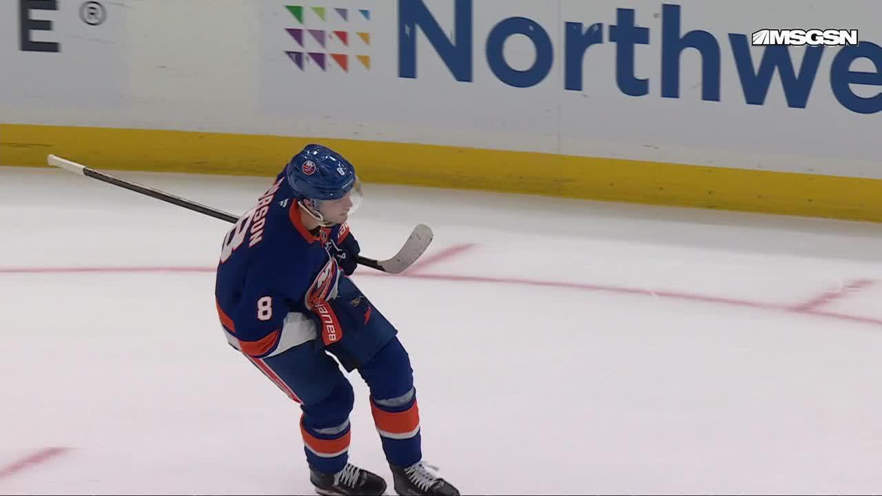 Islanders' Noah Dobson scores the winning goal in marathon shootout