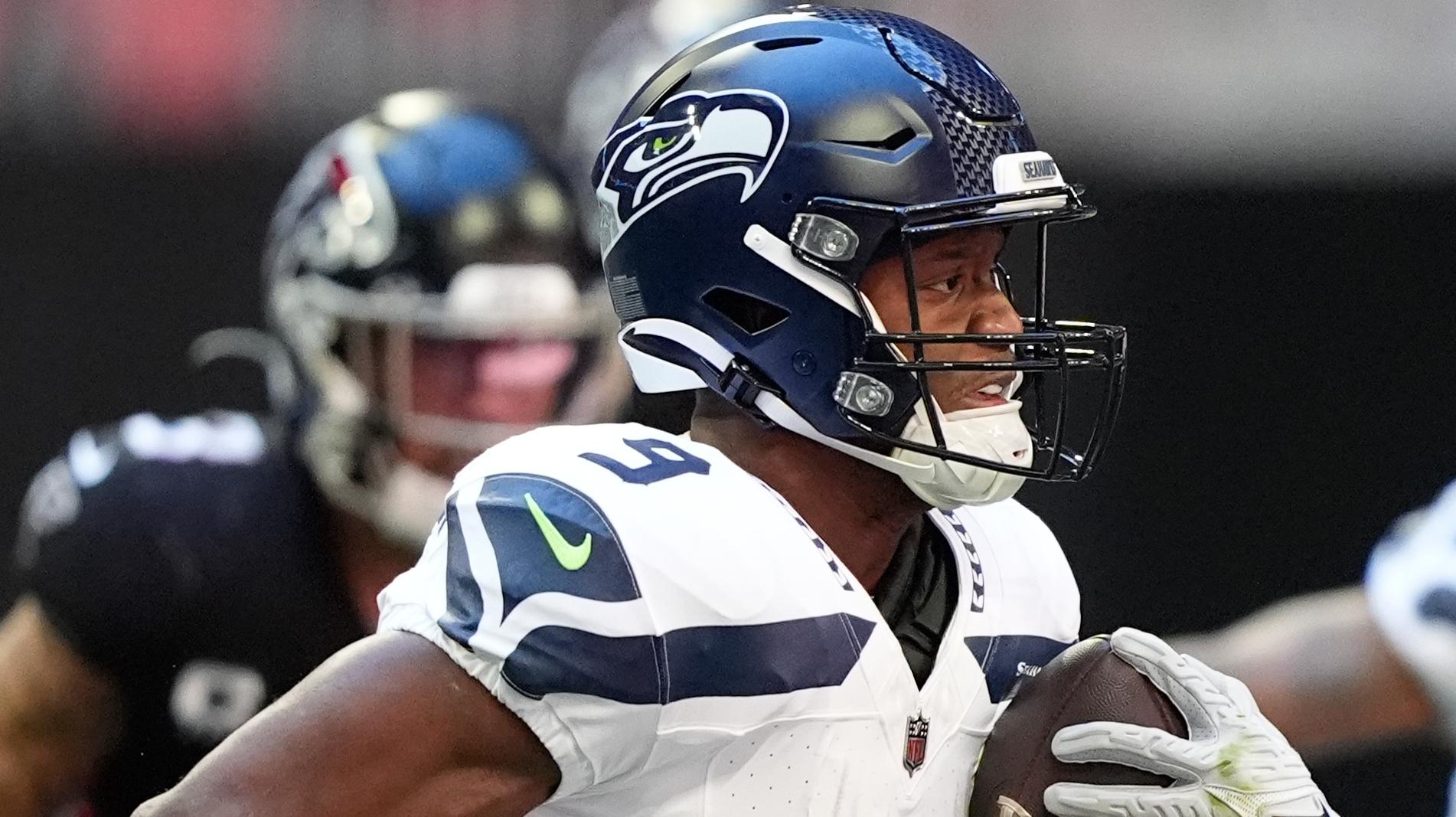 Walker finds the end zone from 20 yards out Stream the Video