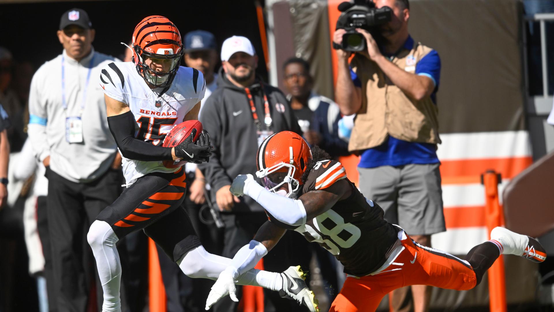 Bengals take opening kickoff 100 yards for a TD