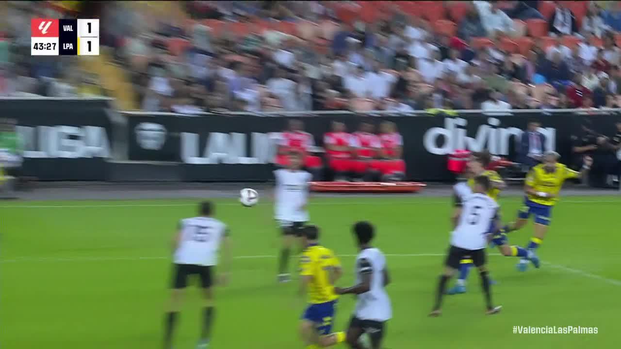 Álex Muñoz scores in the 43'