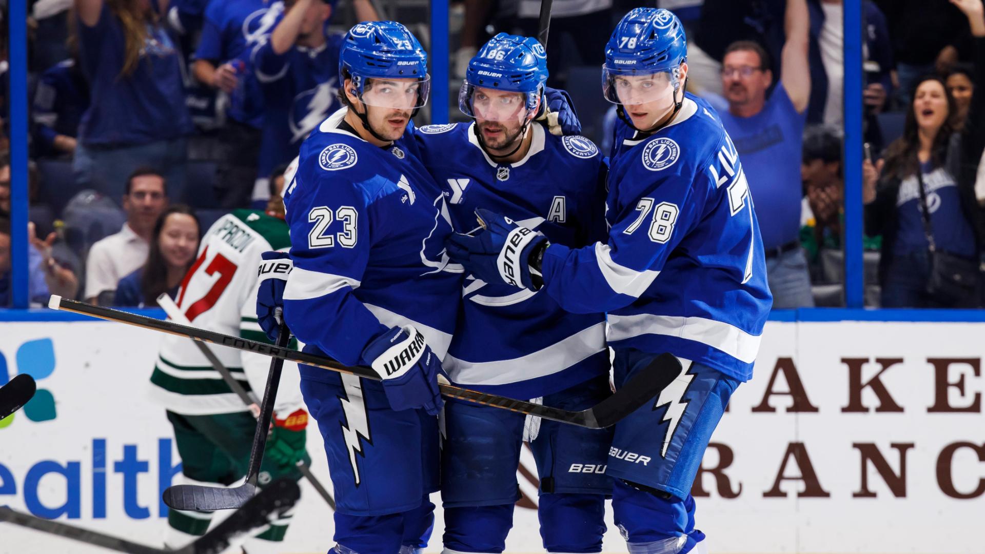 Nikita Kucherov extends his points streak with a brilliant goal vs. Wild
