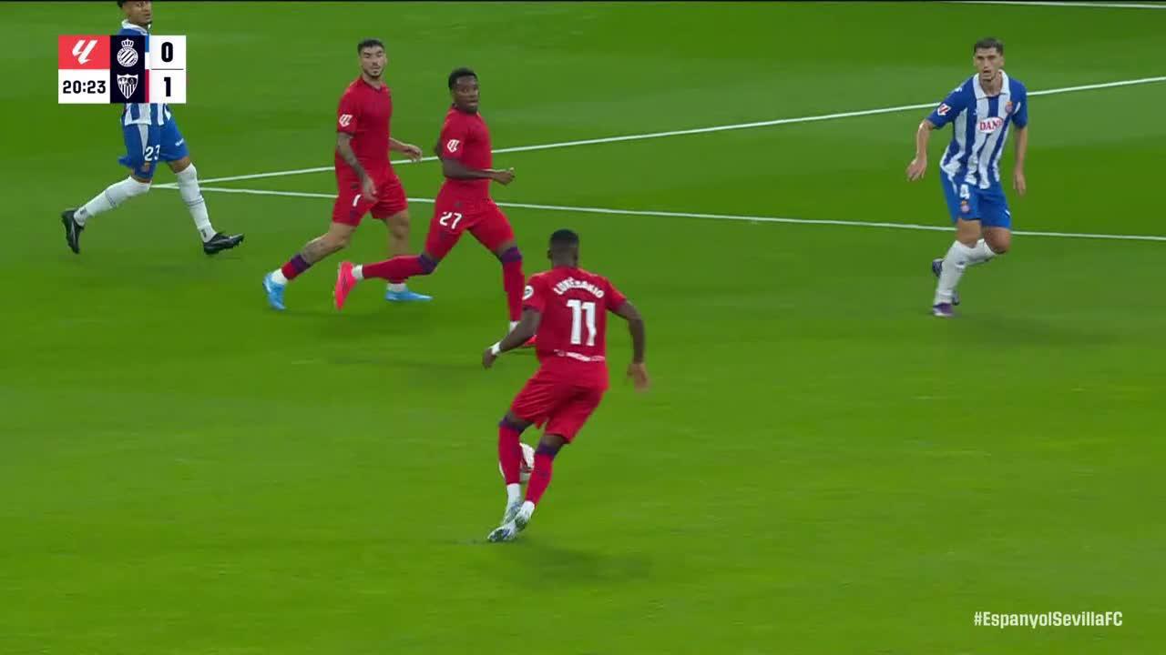 Dodi Lukébakio with a Spectacular Goal