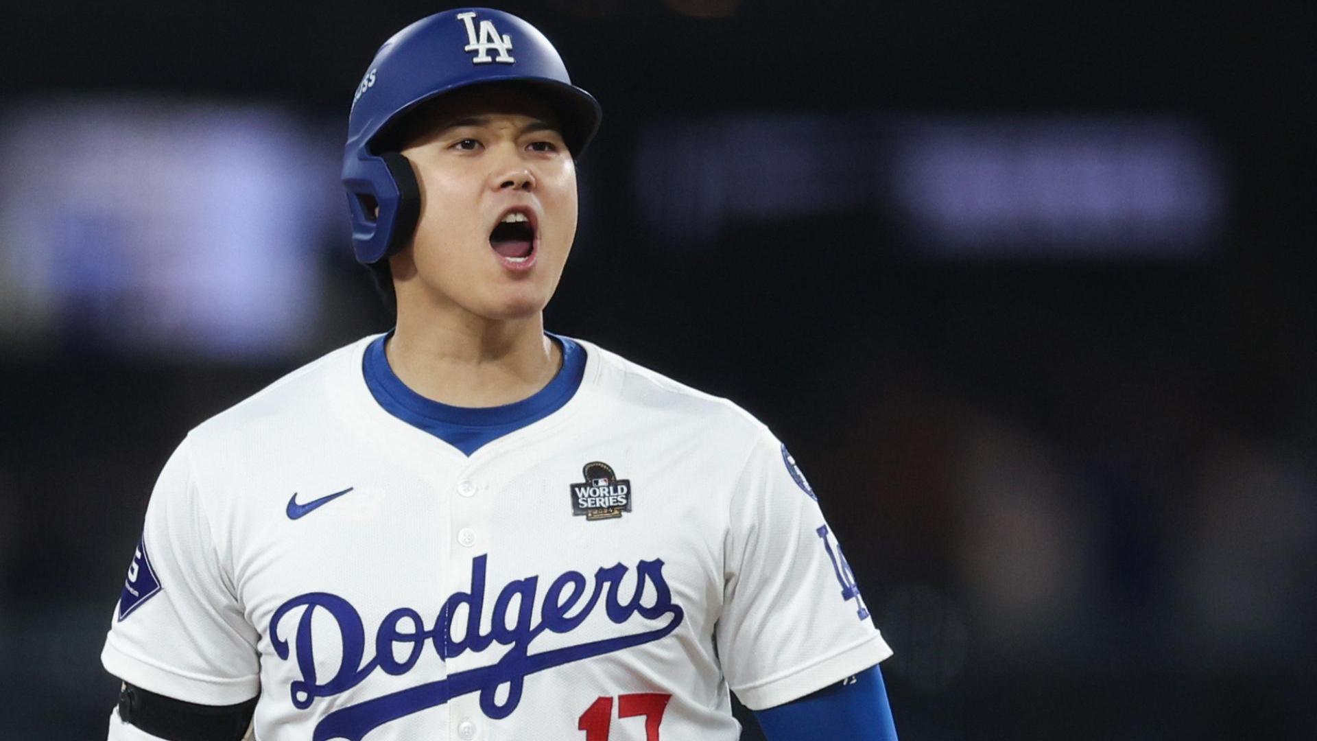 Ohtani's clutch double, plus Yankees miscue set up tying running for Dodgers