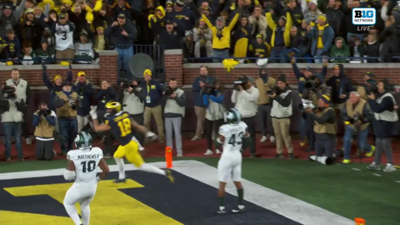 Michigan RB Donovan Edwards finds Colston Loveland for trick-play TD