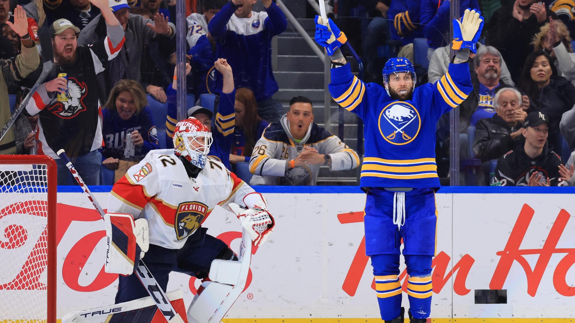 Jason Zucker bats puck out of air for incredible Sabres goal