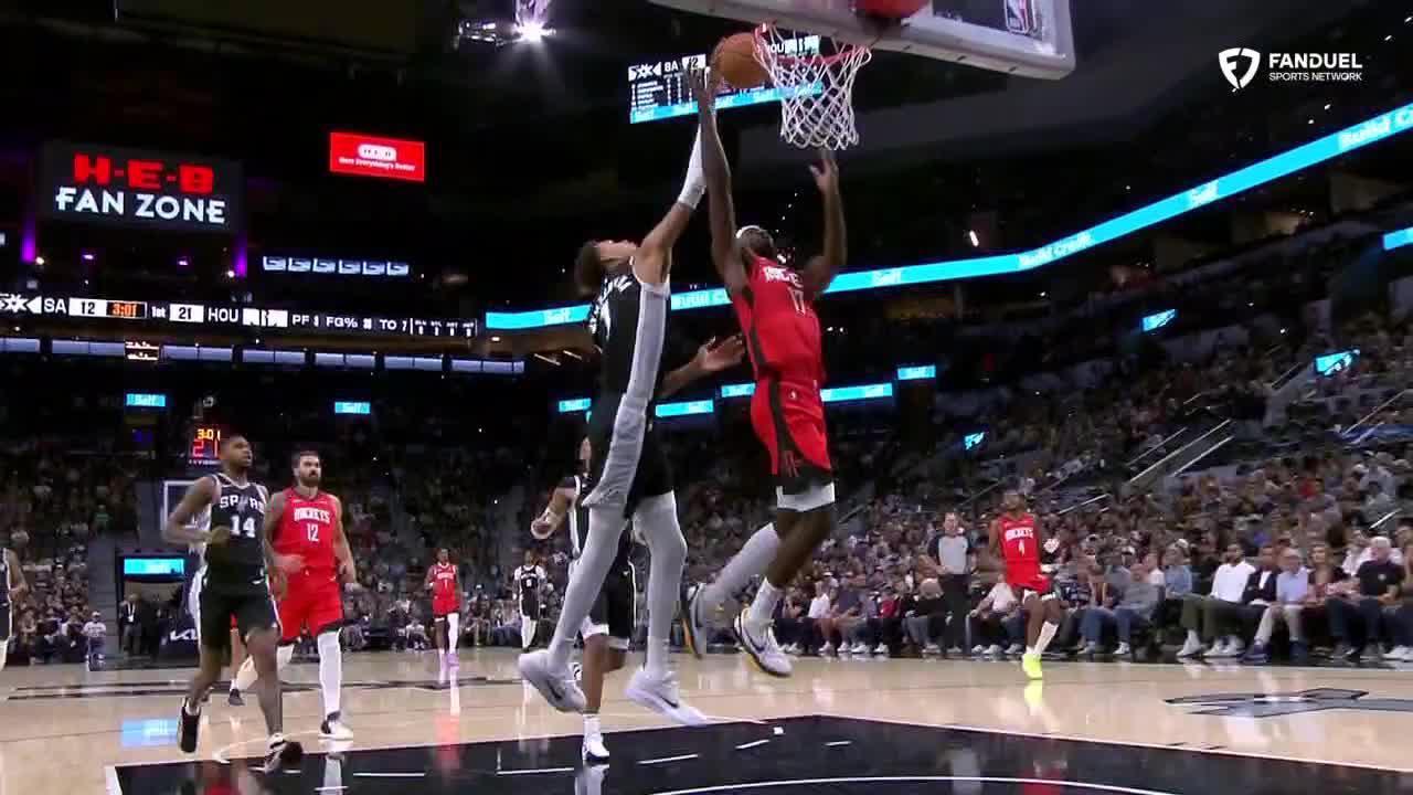 Wemby comes up with a chase-down block for the Spurs