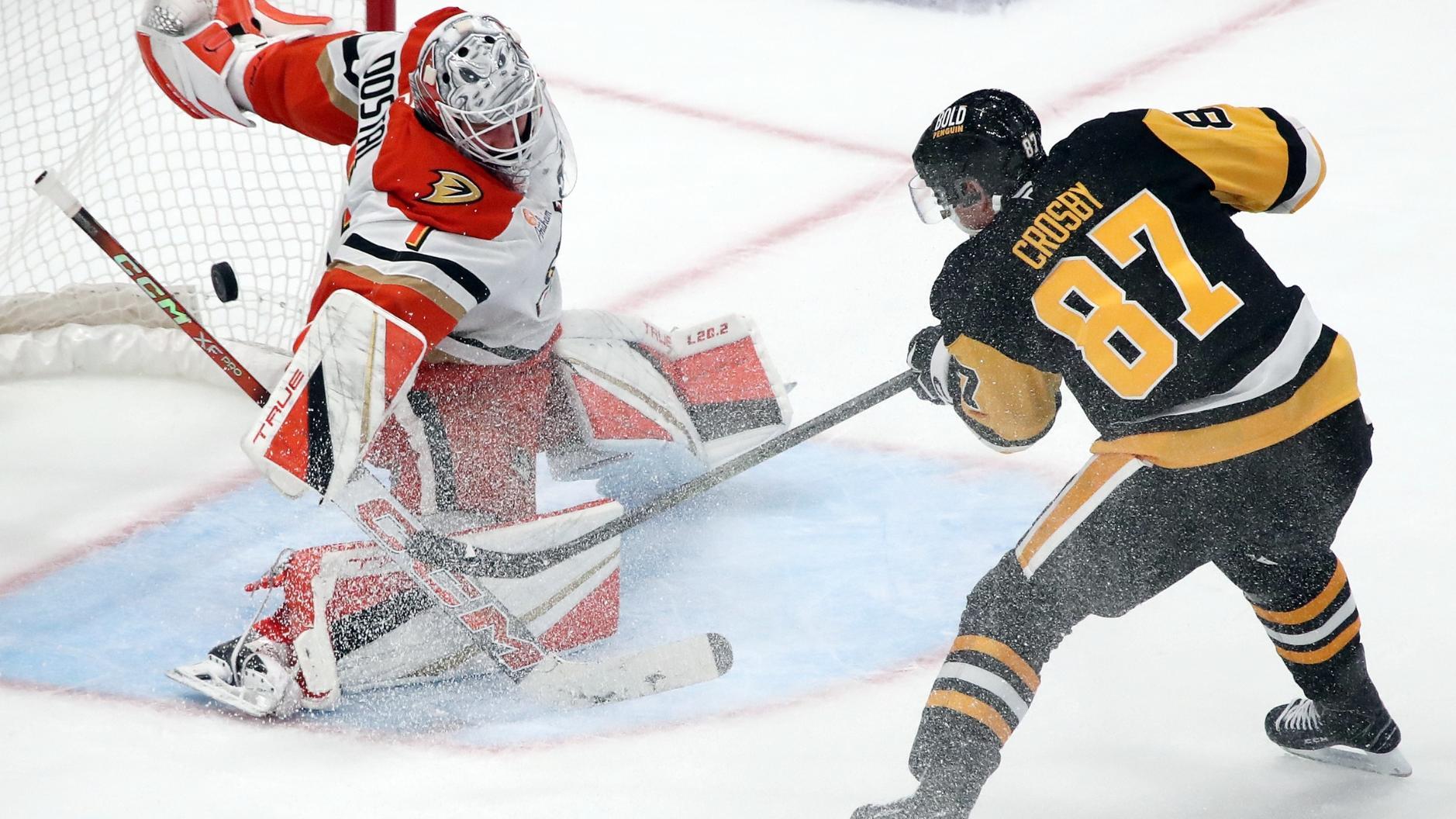 Sidney Crosby serves up an OT treat to give Penguins the win