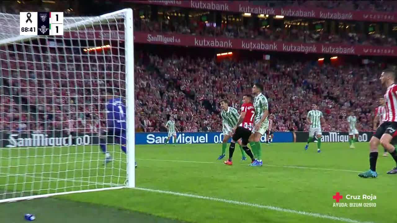 Álex Berenguer scores goal for Athletic Club