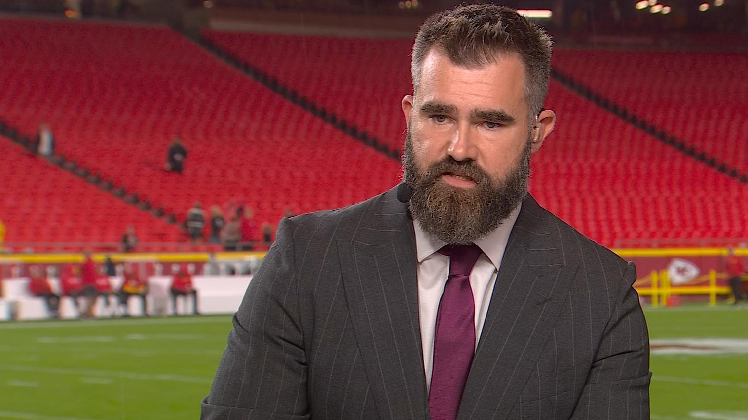 Jason Kelce apologizes for viral cellphone incident