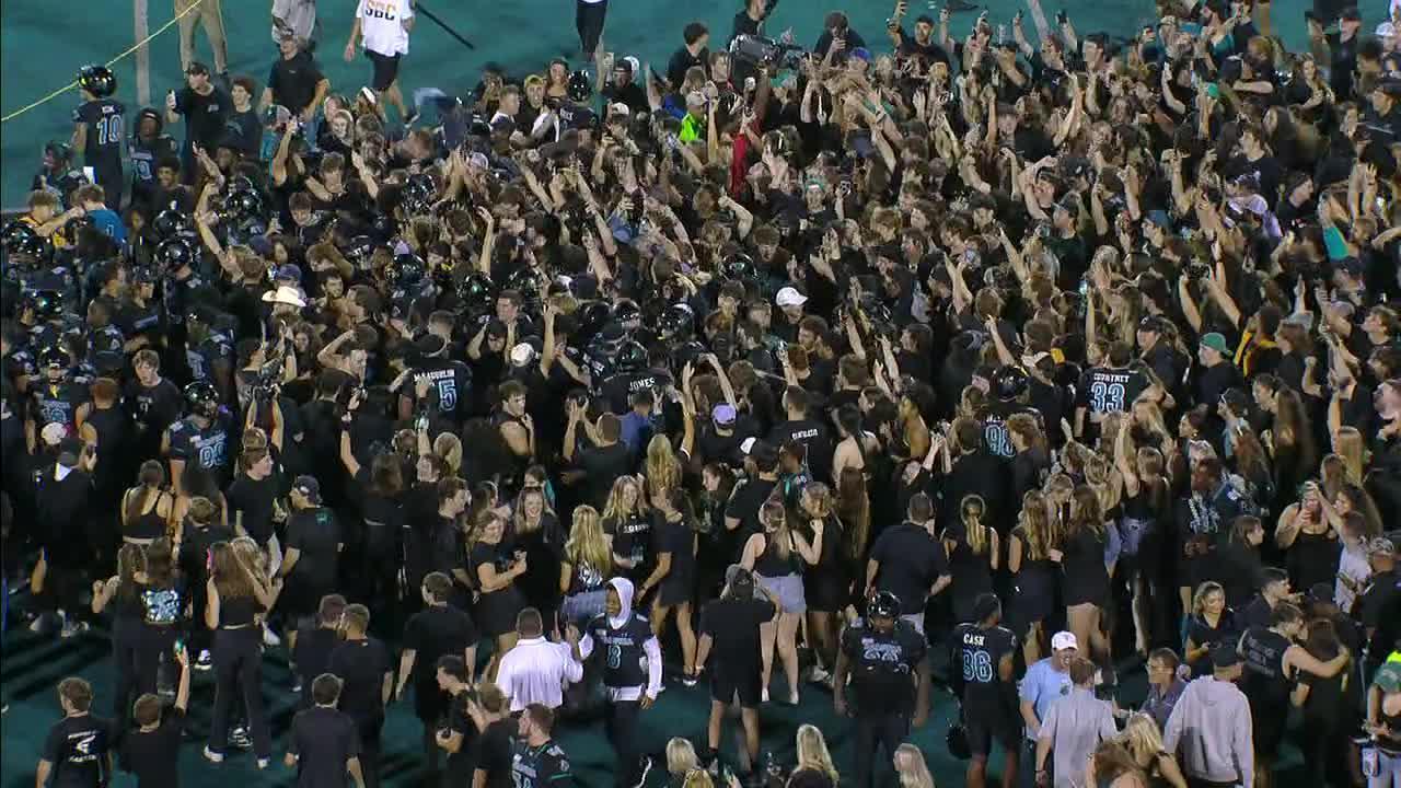 Coastal Carolina fans storm the field after win