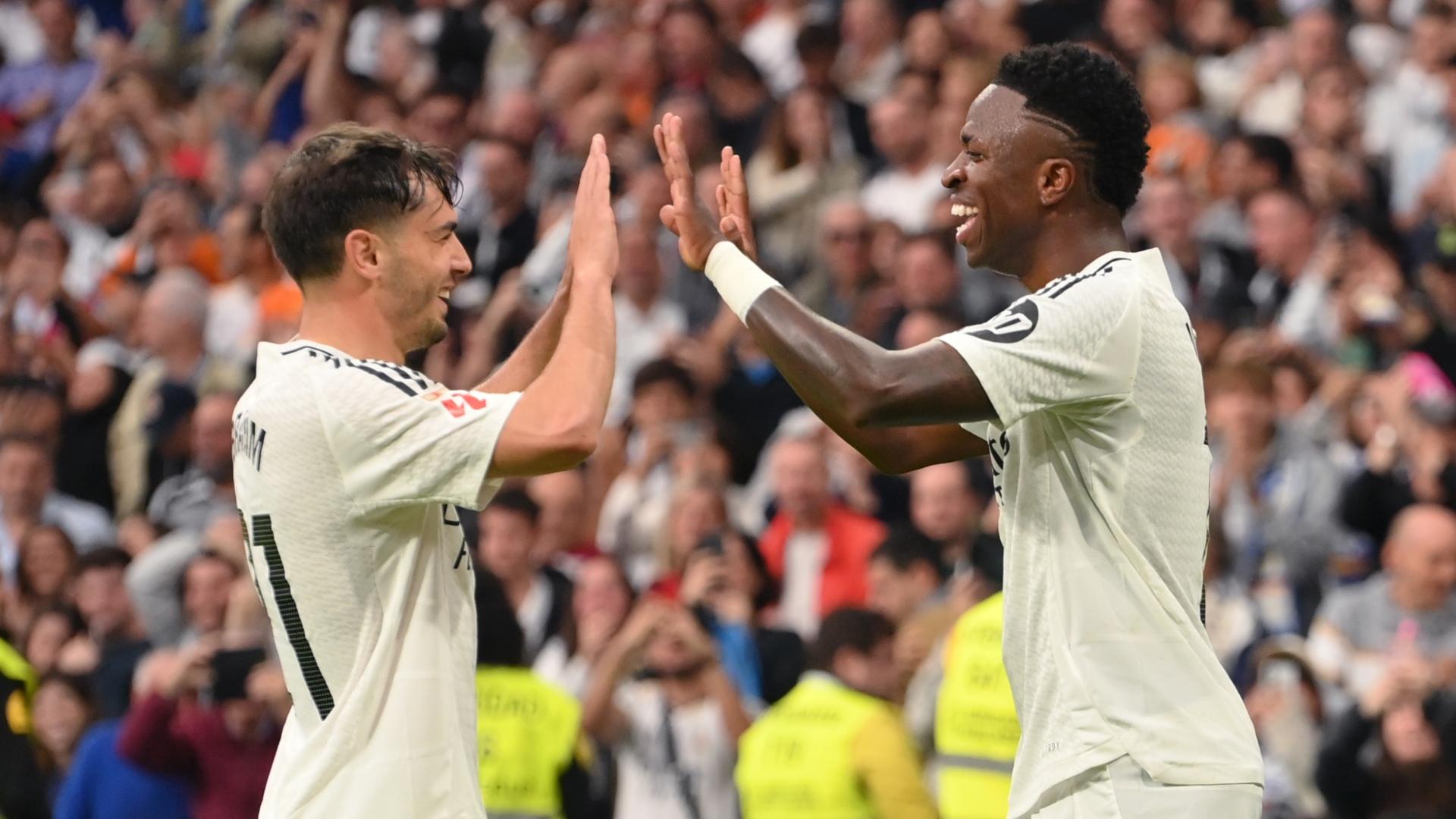 Vinícius Júnior scores his second after brilliant goalkeeper assist