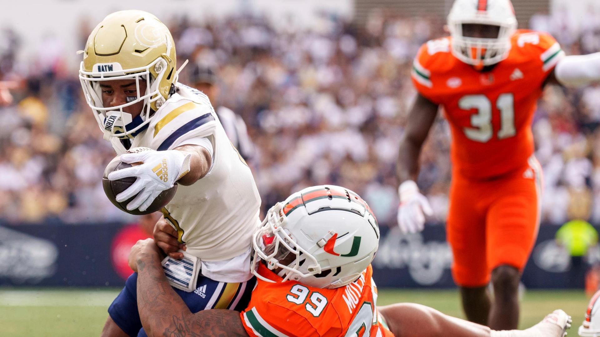 Malik Rutherford stretches over goal line for Georgia Tech TD