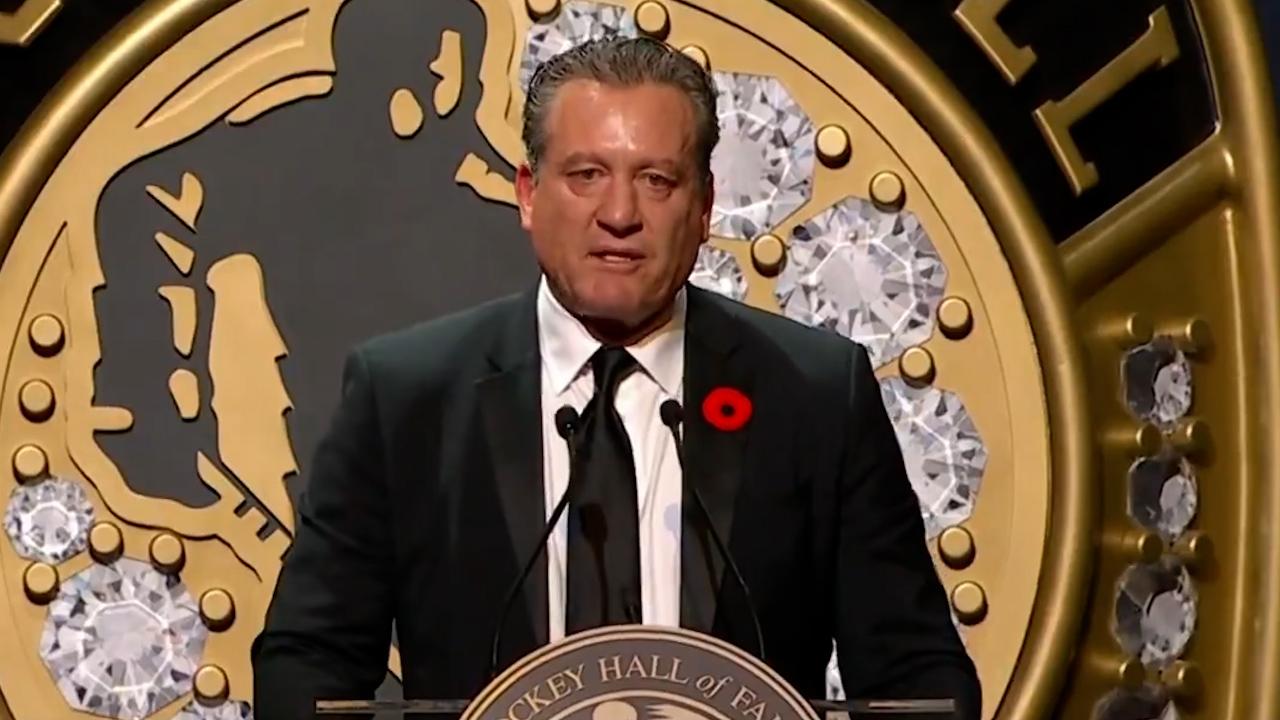 Jeremy Roenick speaks after entering Hockey Hall of Fame