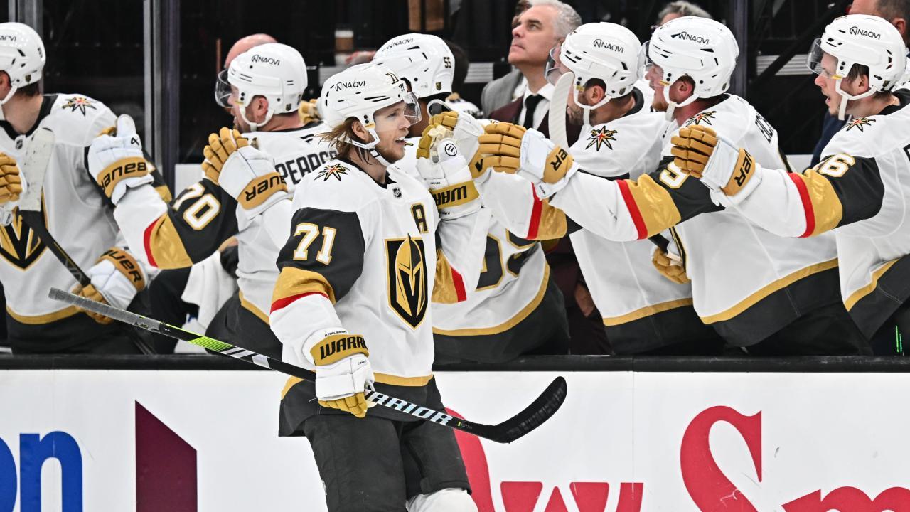 William Karlsson ices the win for the Golden Knights