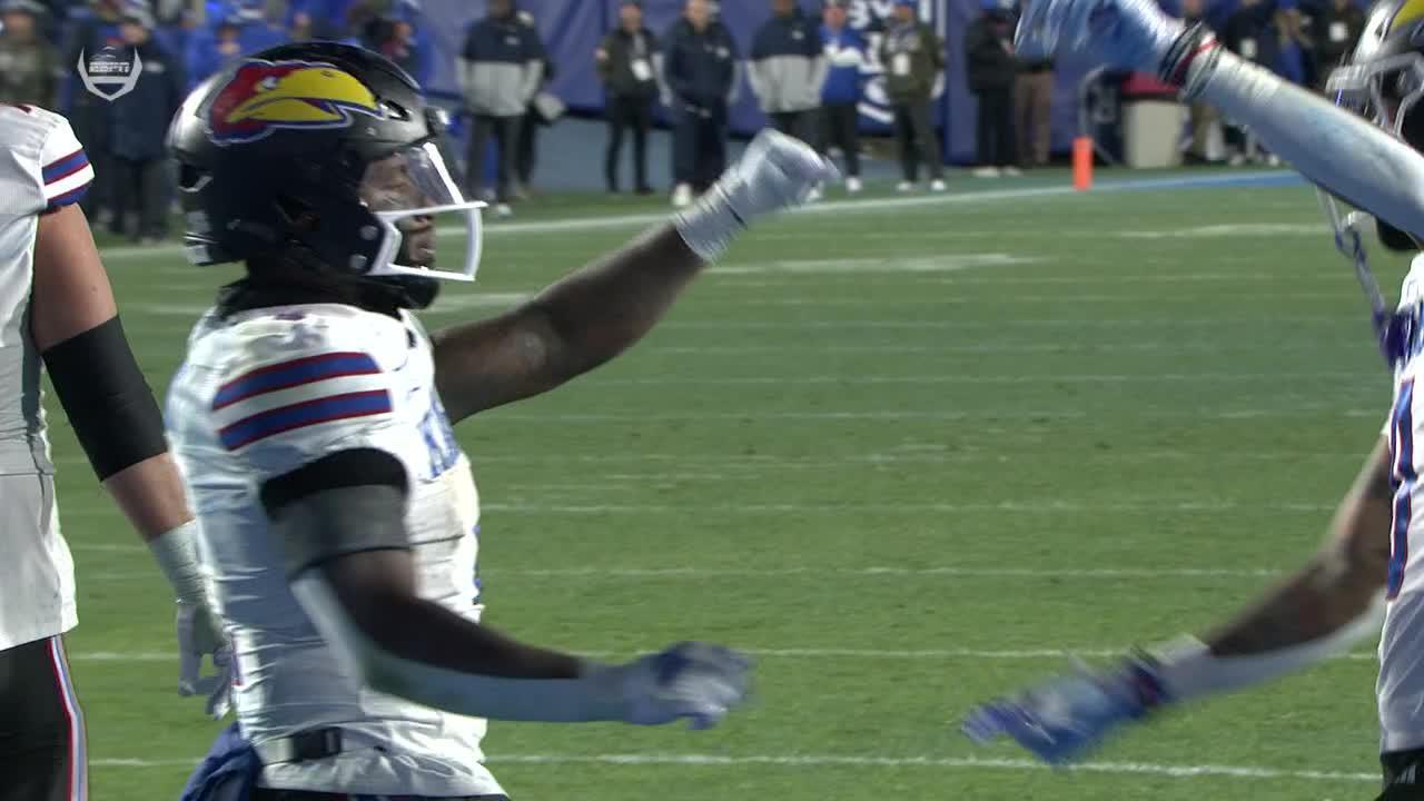 BYU's special teams blunder sets up a Devin Neal TD for Kansas