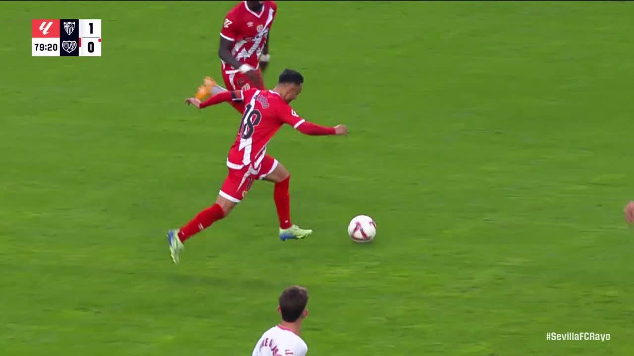 Álvaro García hits the woodwork