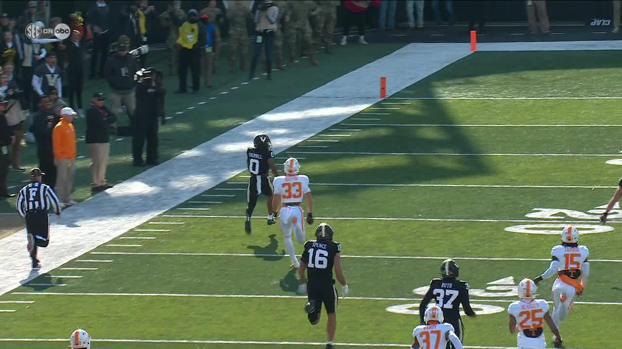 Vandy takes opening kickoff to the house