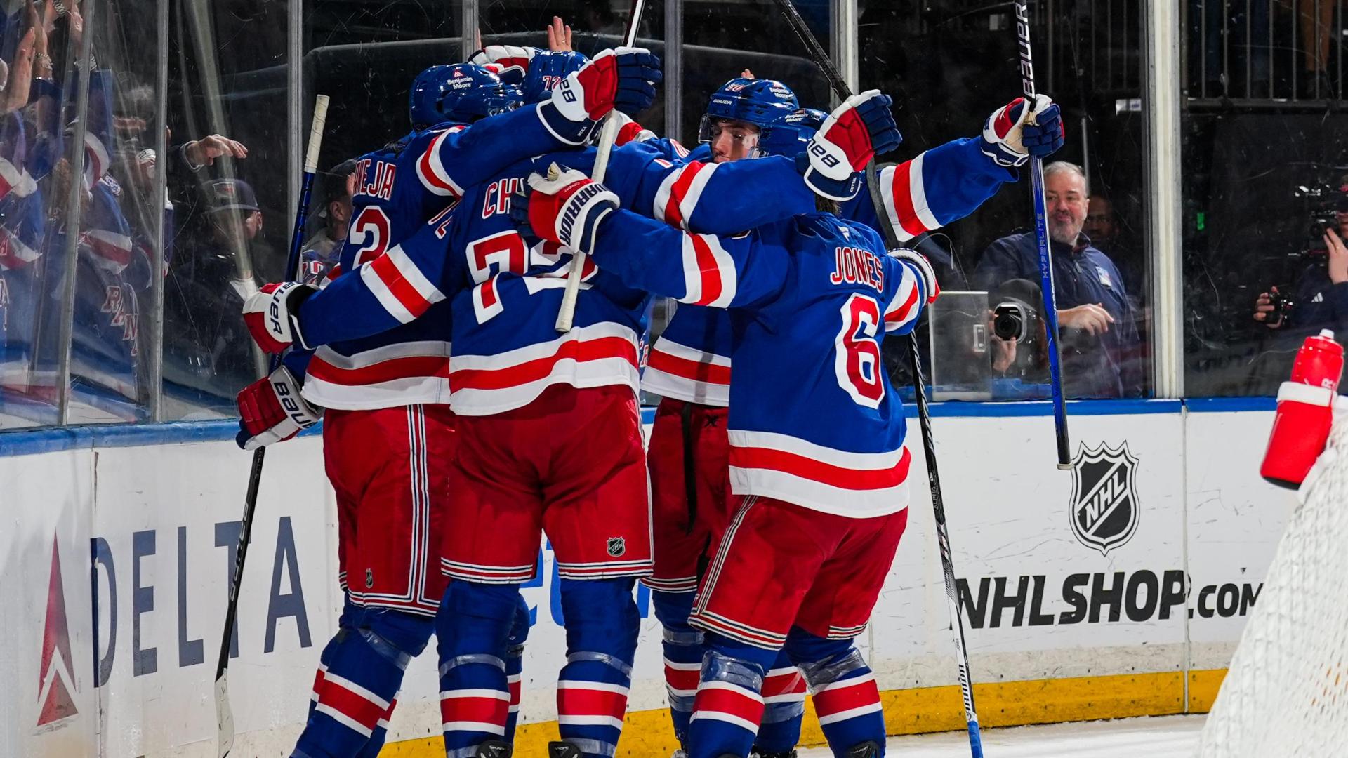 Kaapo Kakko's late power-play goal wins it for Rangers