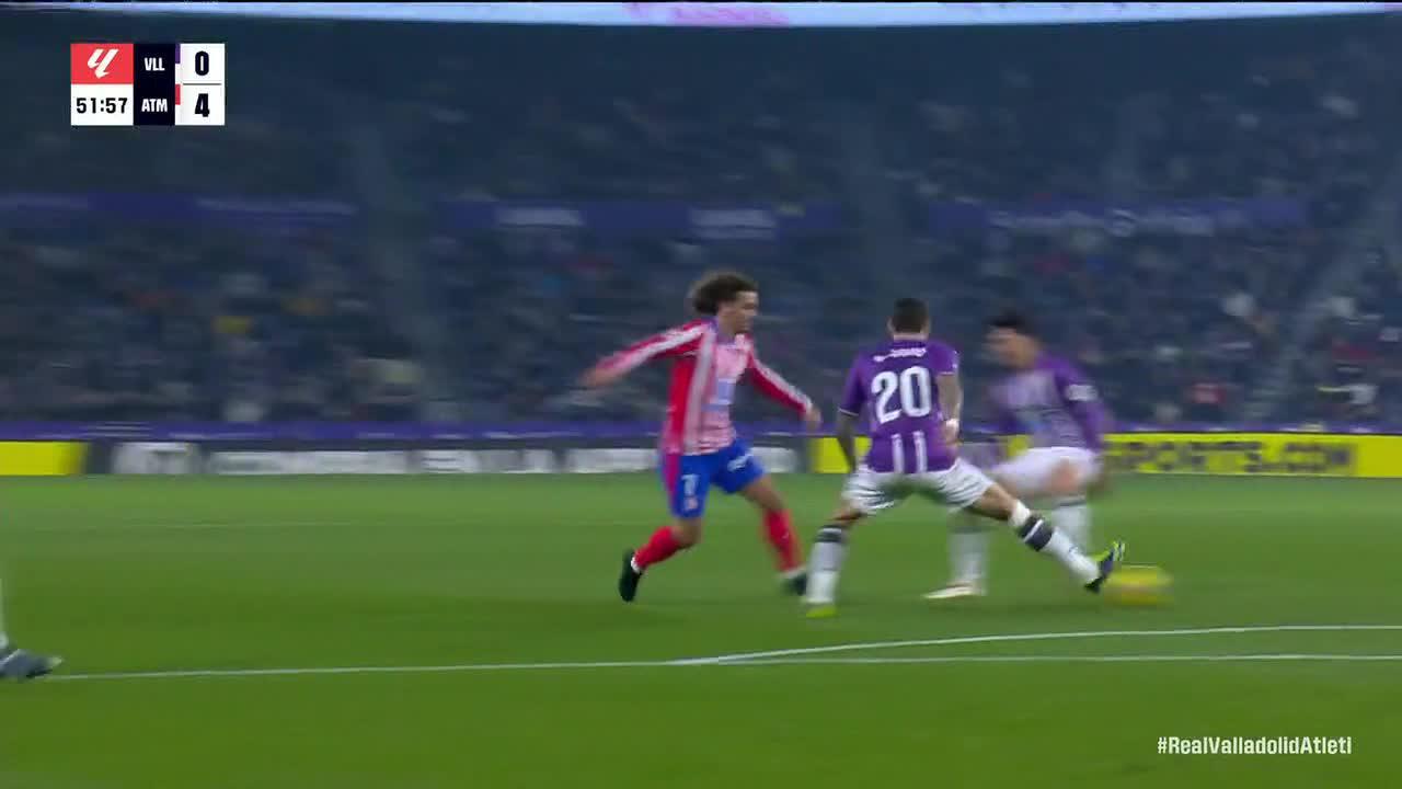 Antoine Griezmann slots in the goal for Atletico Madrid