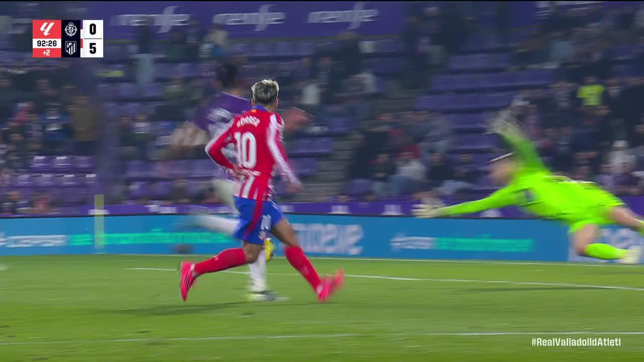 Alexander Sørloth finds the back of the net for Atletico Madrid