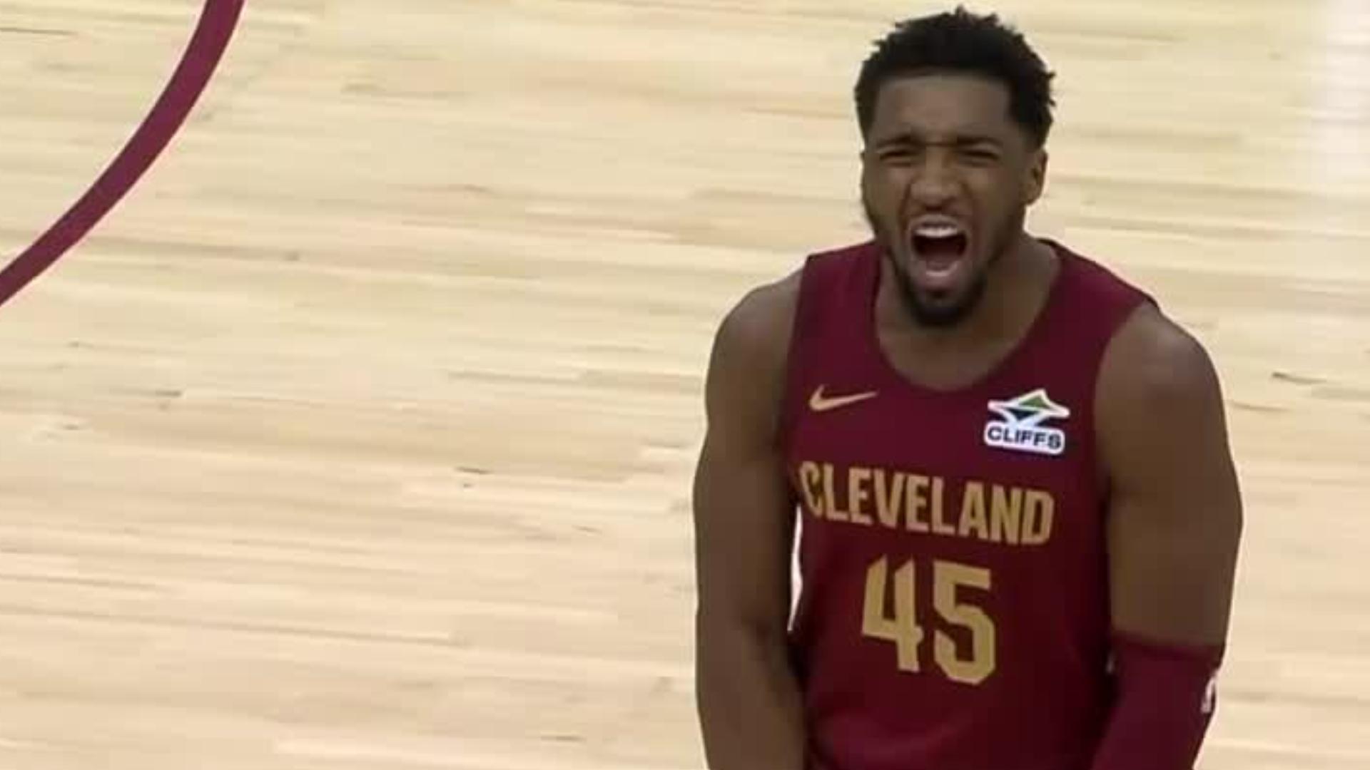 Cavs storm ahead behind 11 straight from Spida