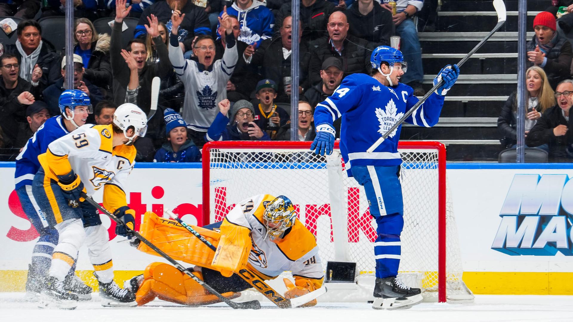 Auston Matthews nutmegs defender for sensational goal