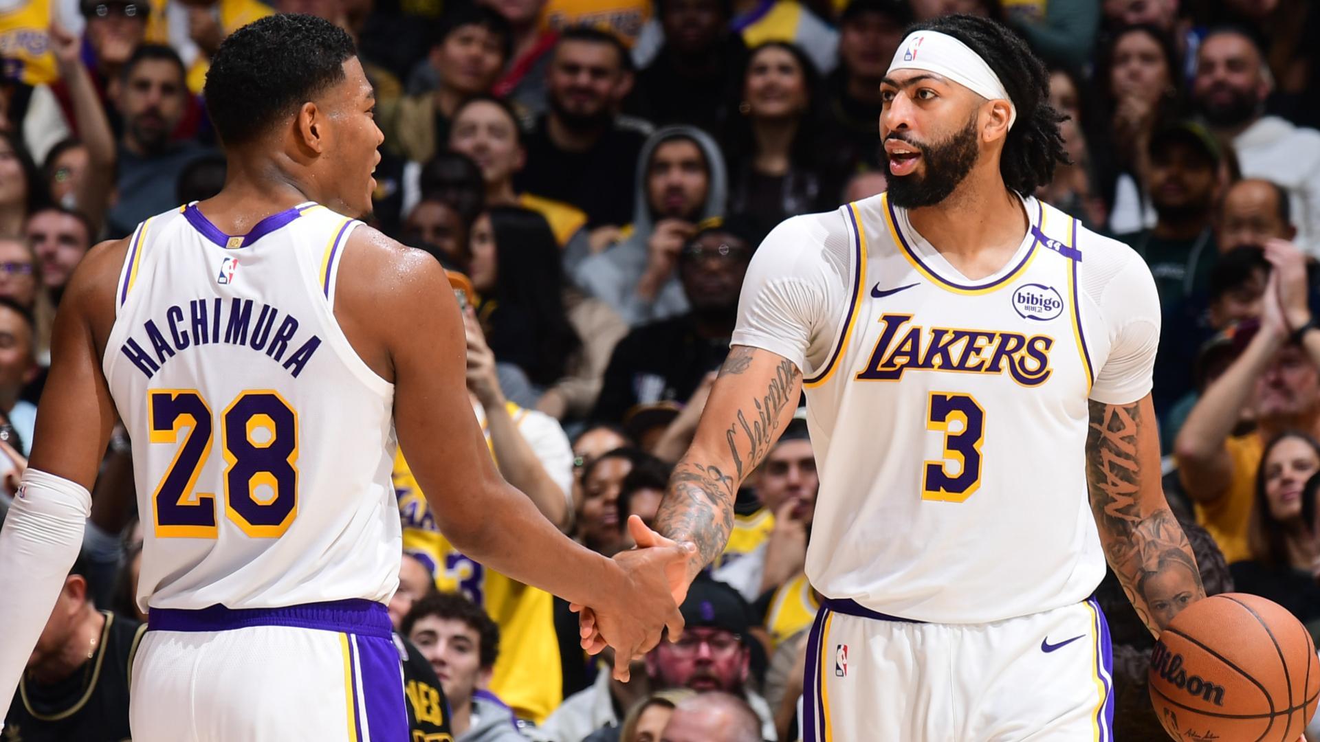 AD drops 30-point double-double in Lakers win