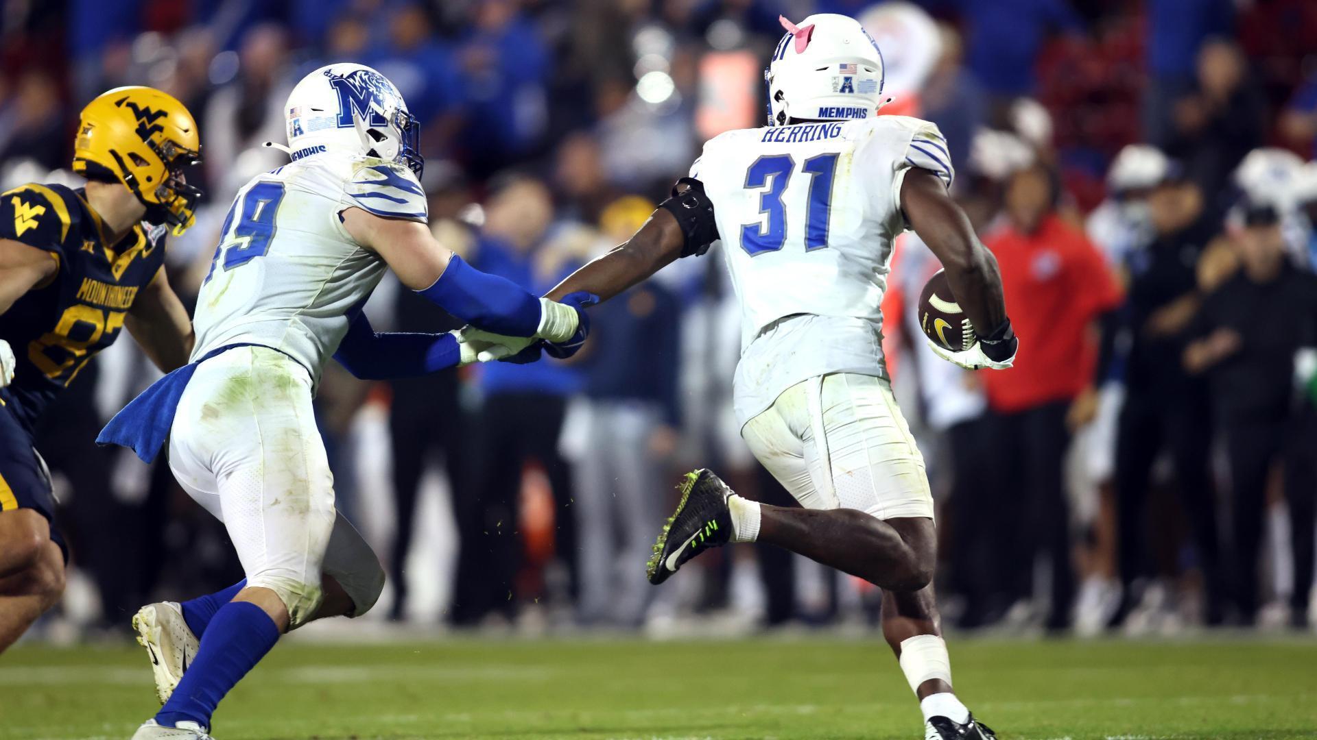 Memphis survives to win Frisco Bowl with wacky game-sealing INT