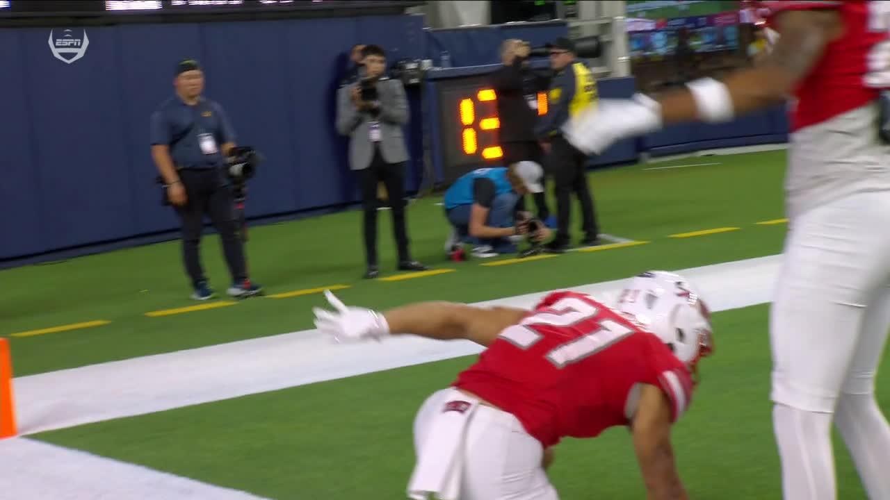 Jacob De Jesus backflips after TD grab for UNLV