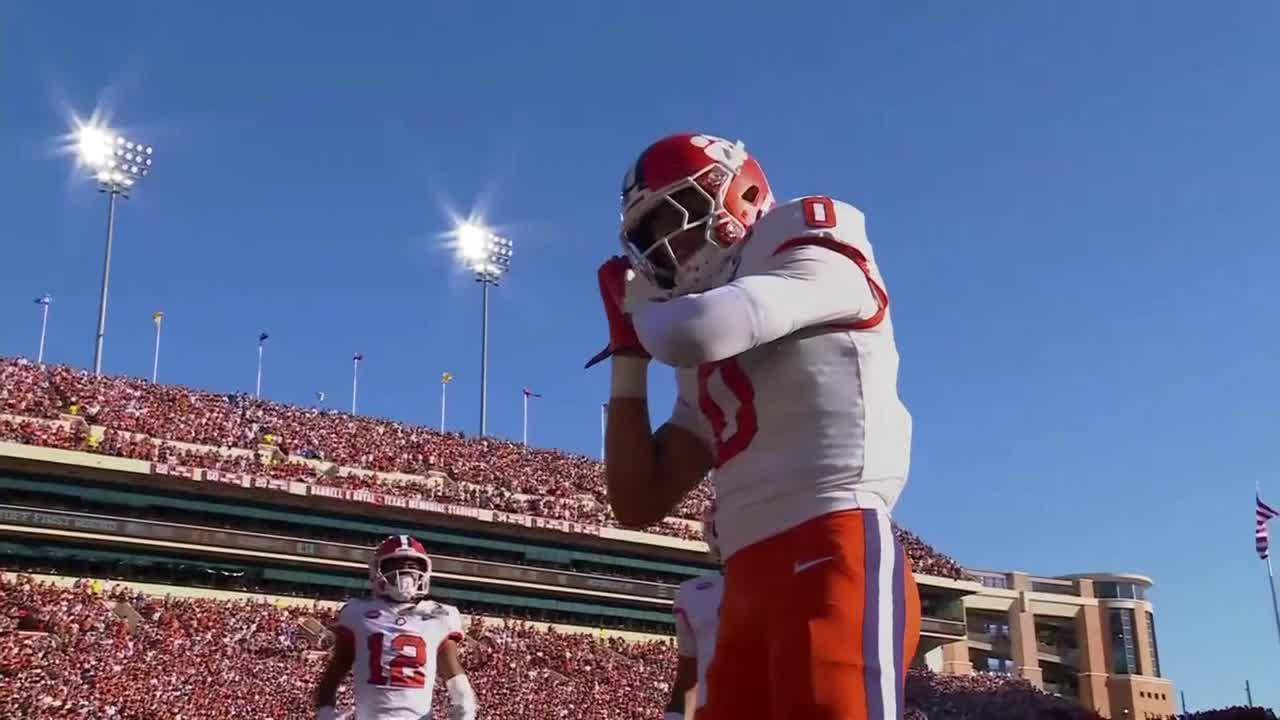 Clemson's Antonio Williams does night-night celebration after opening TD