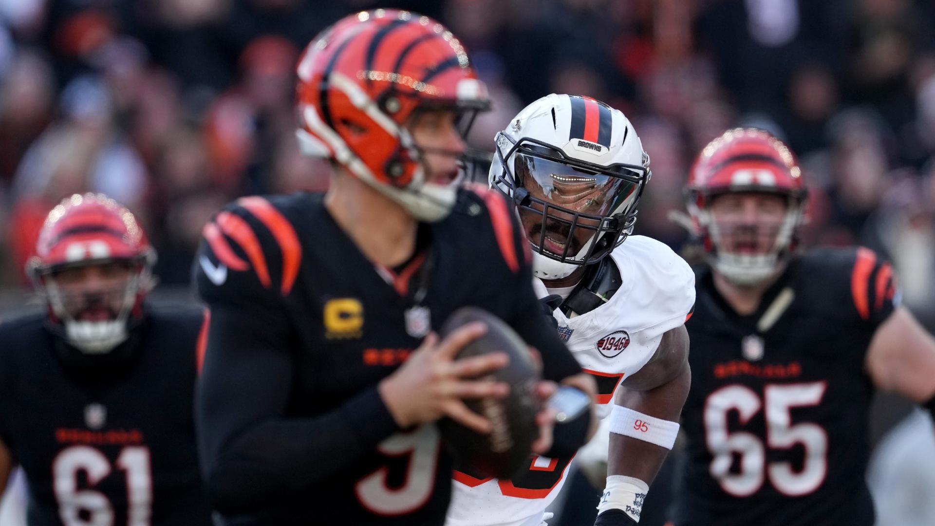 Myles Garrett clobbers Joe Burrow for his 100th career sack