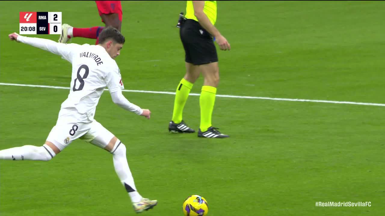 Federico Valverde with a Spectacular Goal