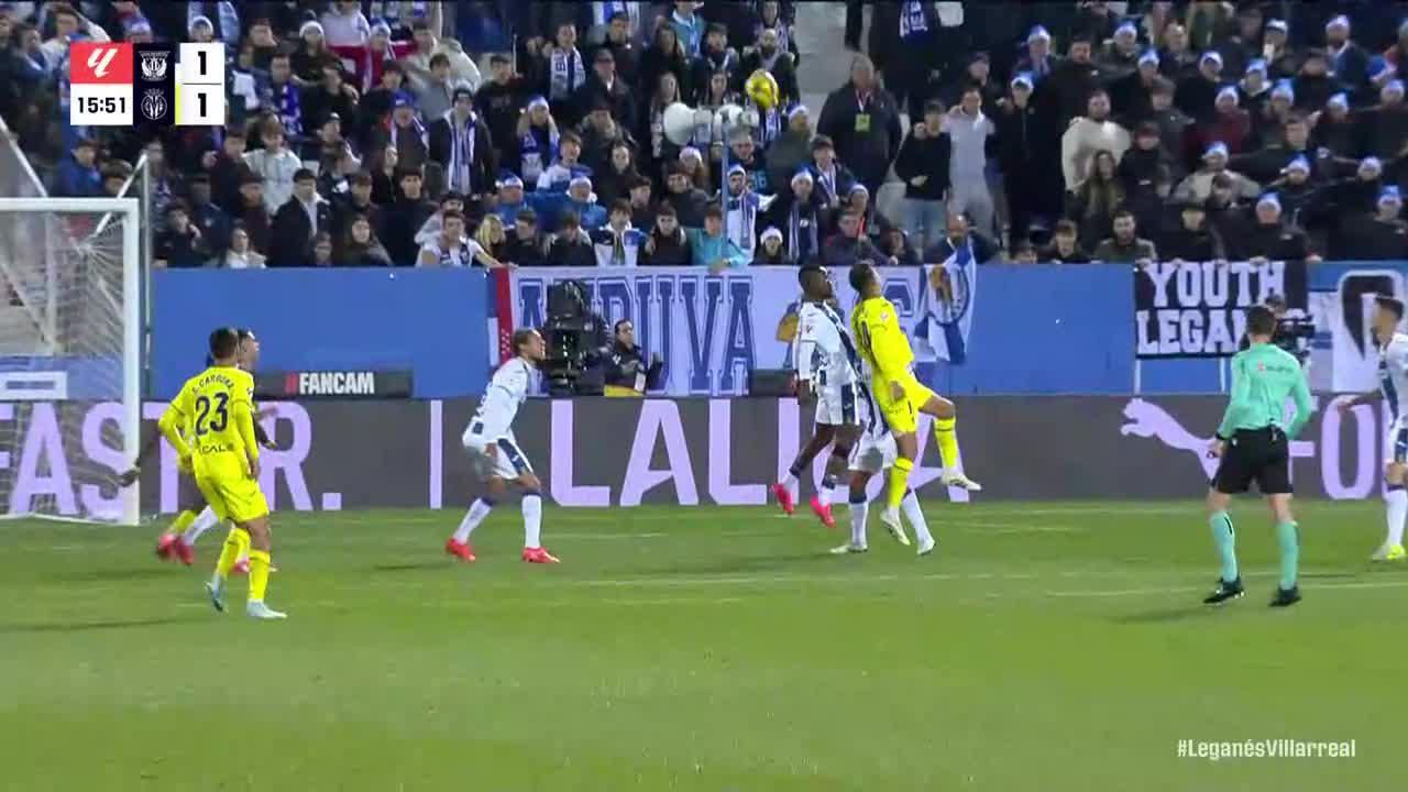 Thierno Barry scores goal for Villarreal