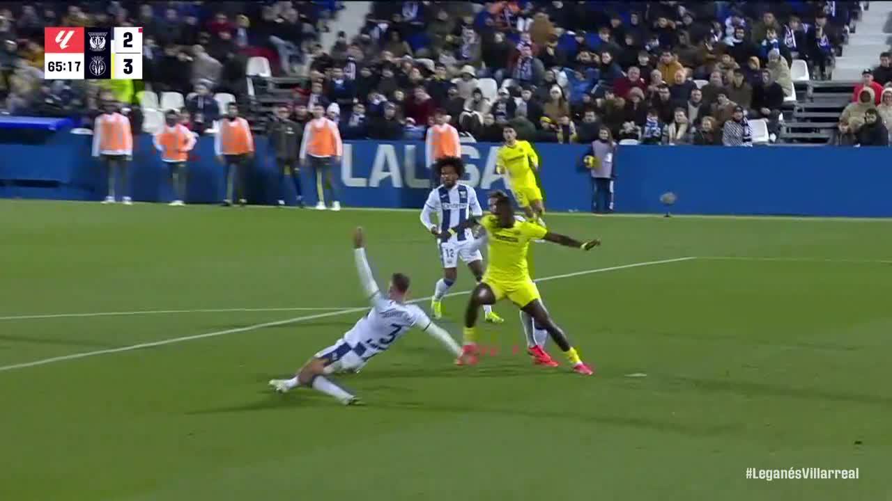 Thierno Barry finds the back of the net for Villarreal