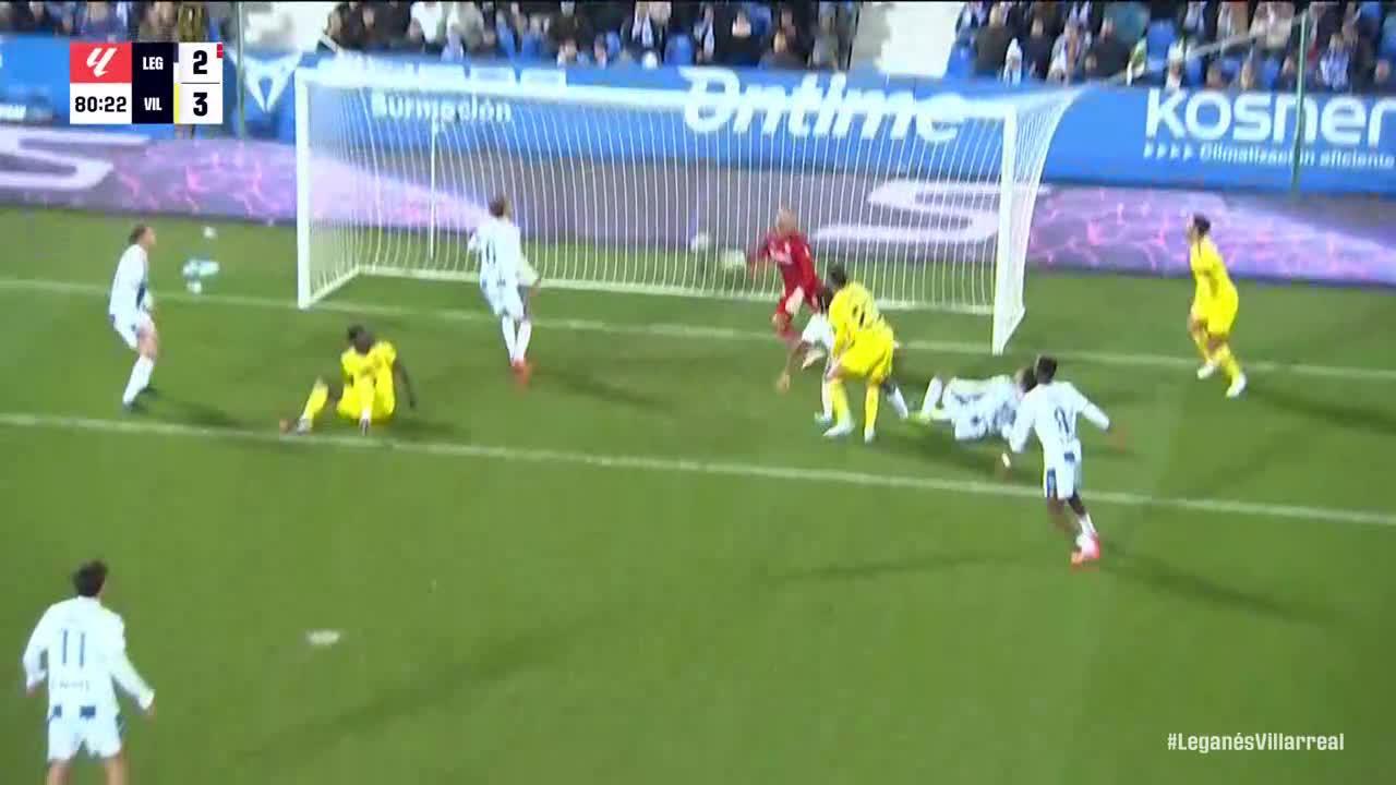 Gerard Moreno hits the frame