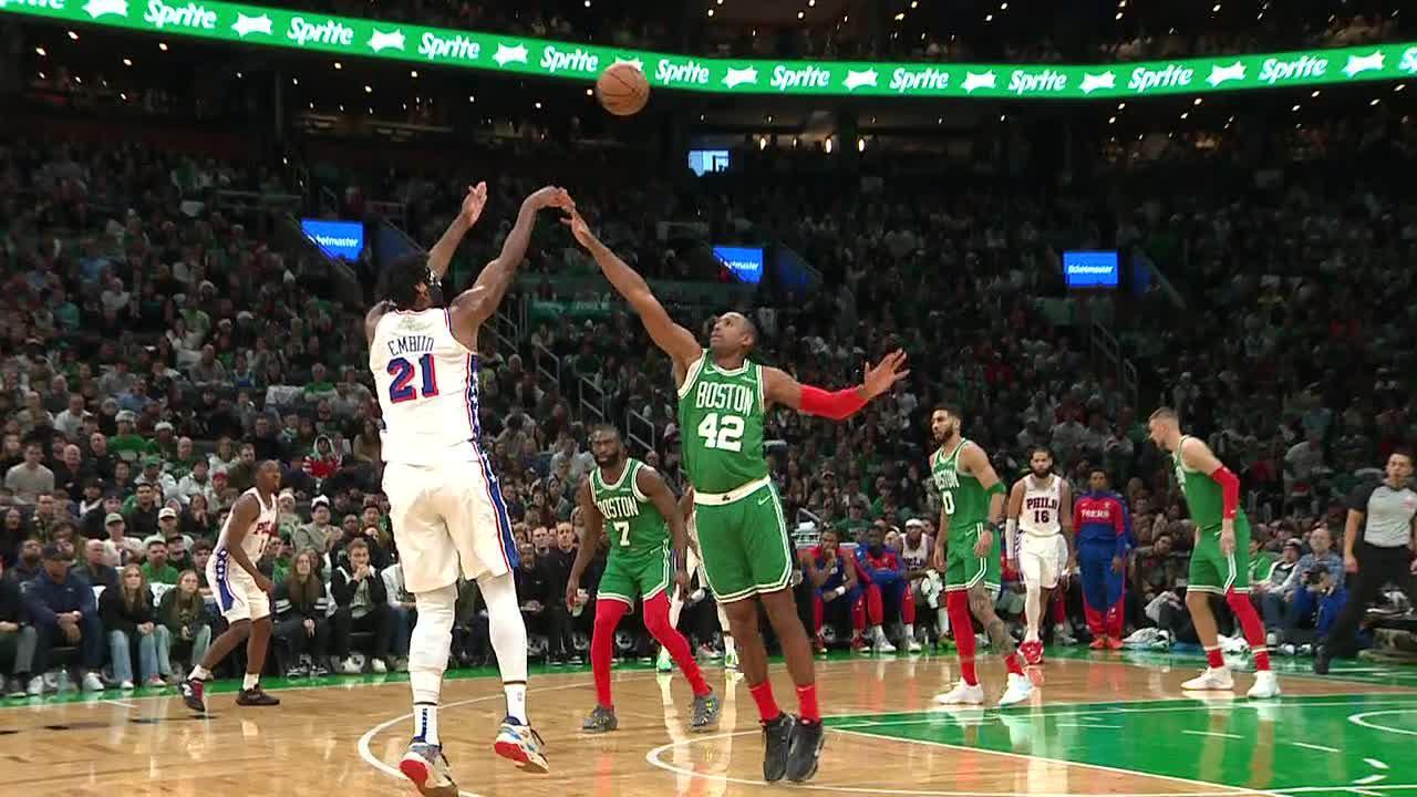 Joel Embiid fired up after draining 3 to cap 76ers' big half