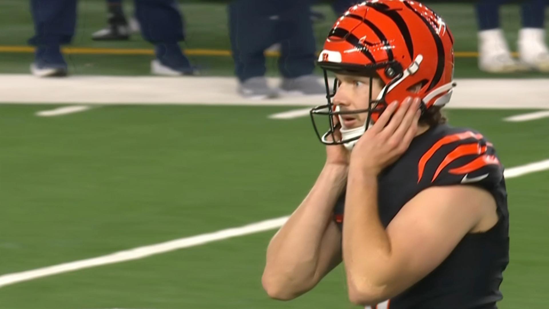 Bengals' Cade York doinks potential game-winning FG in OT