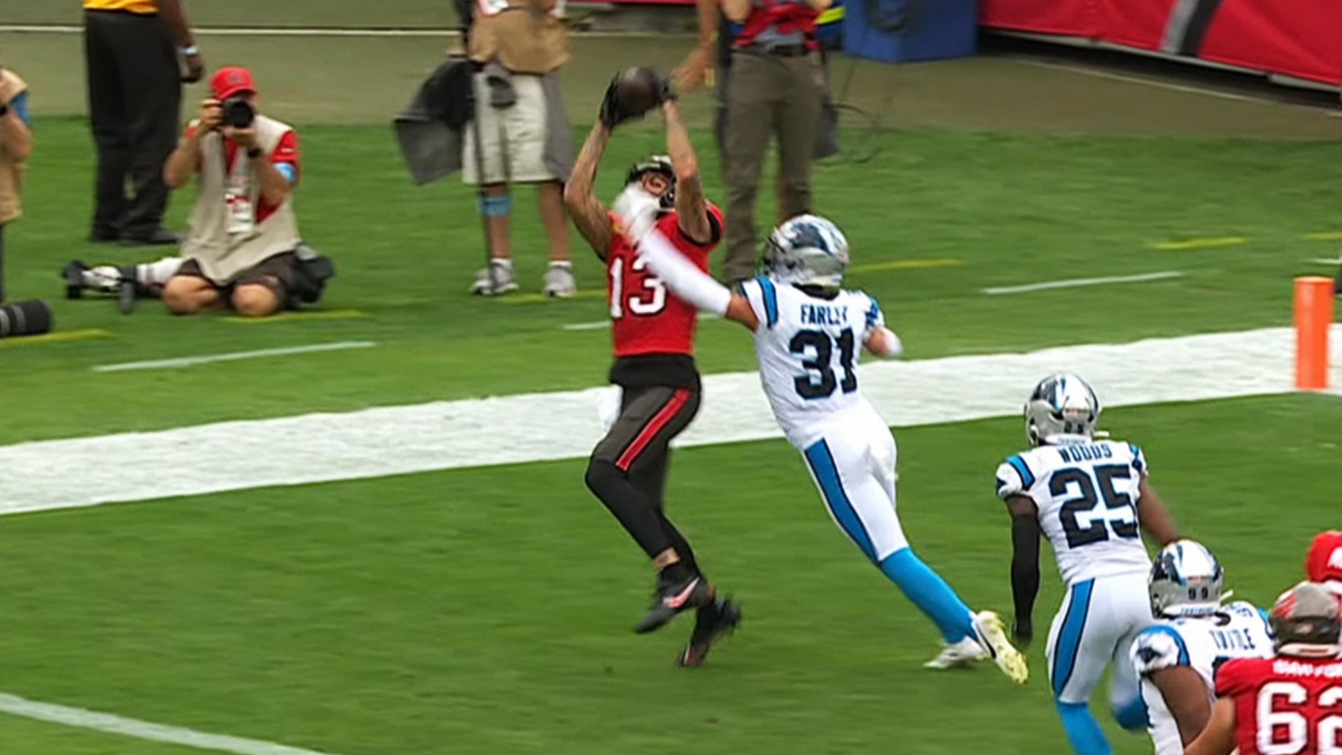 Mike Evans makes tough catch for second TD of the day