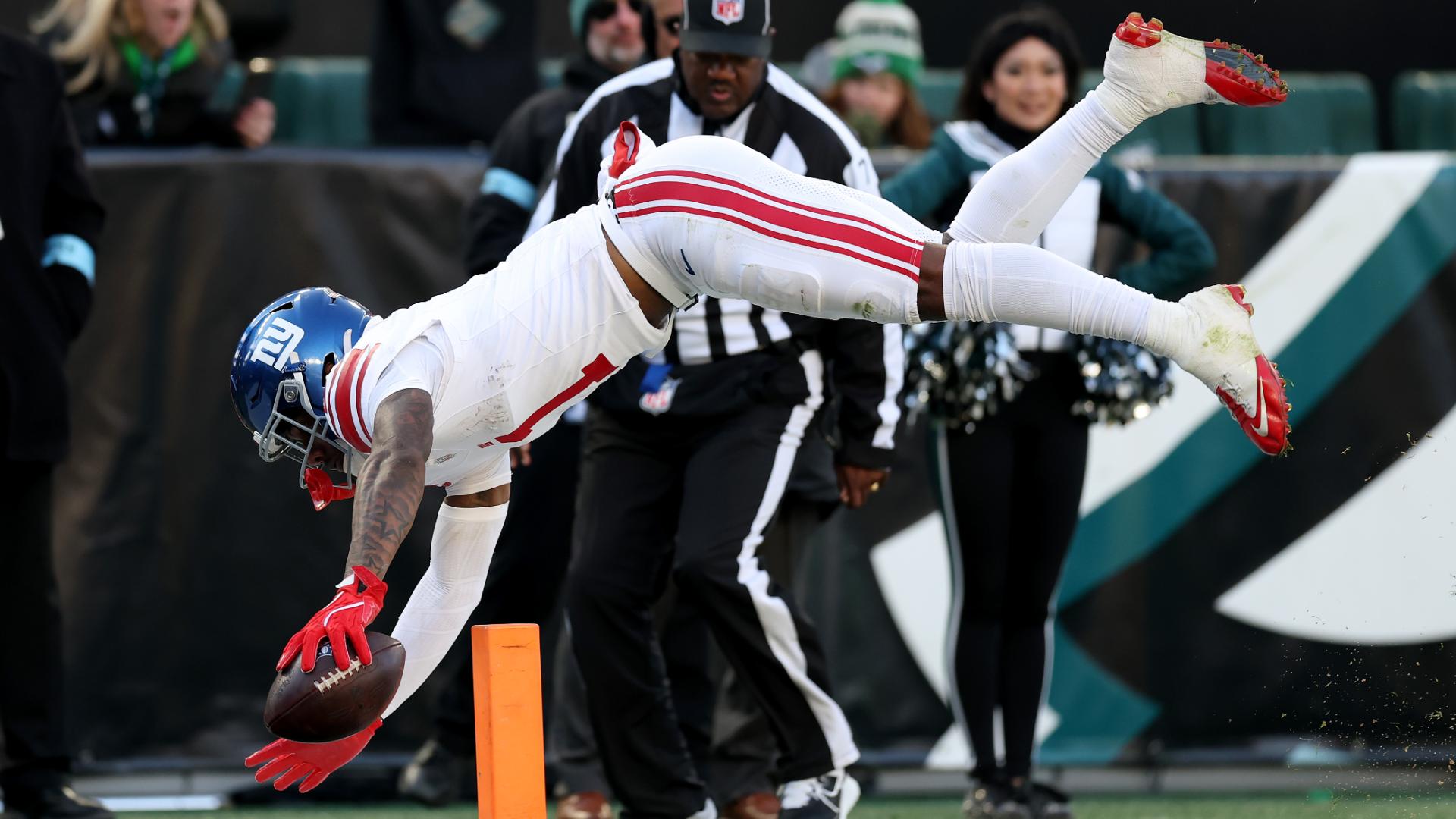 Malik Nabers tip-toes into the end zone for a Giants TD