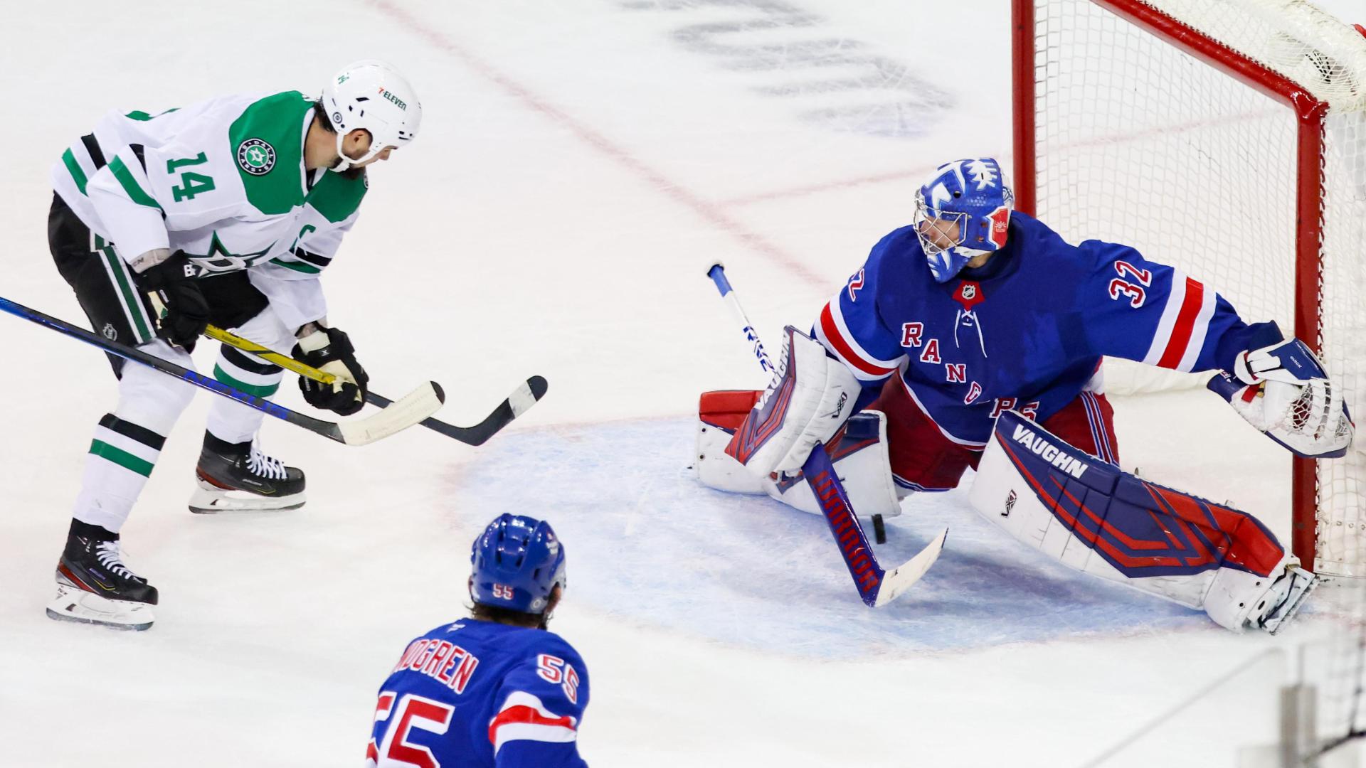 Jamie Benn wins it in overtime for the Stars