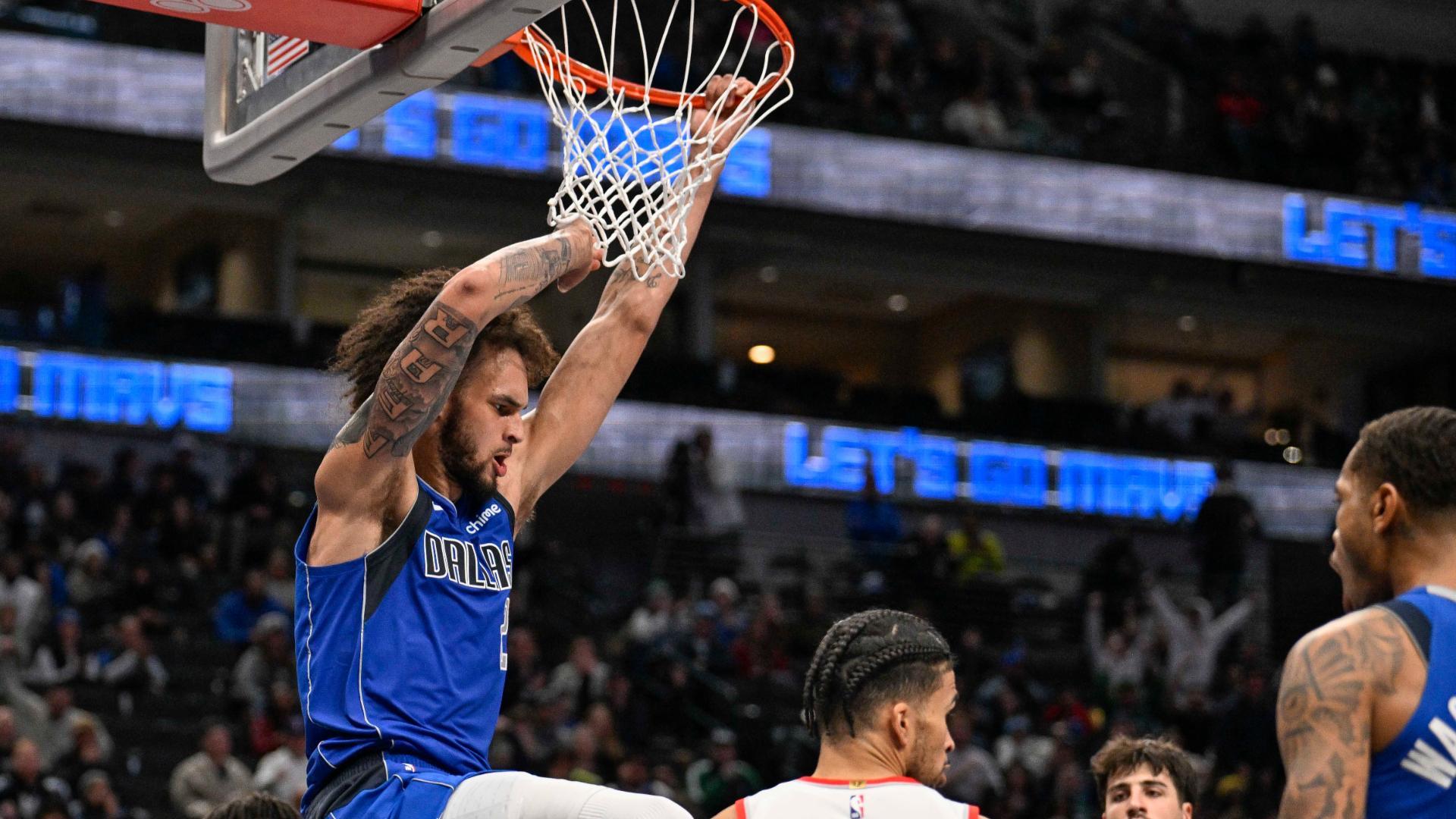 Dereck Lively II throws down poster for the Mavs