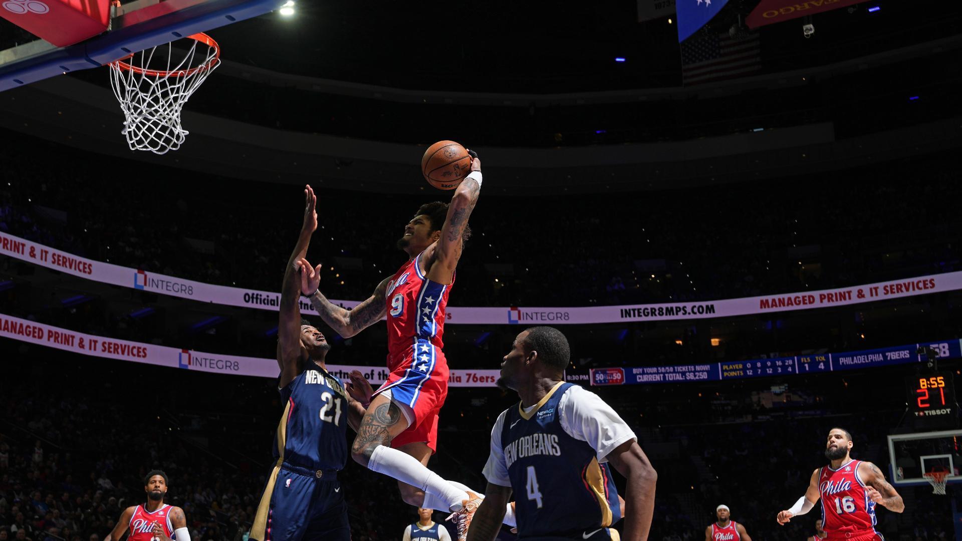 Kelly Oubre Jr.'s steal leads to an electric Sixers jam