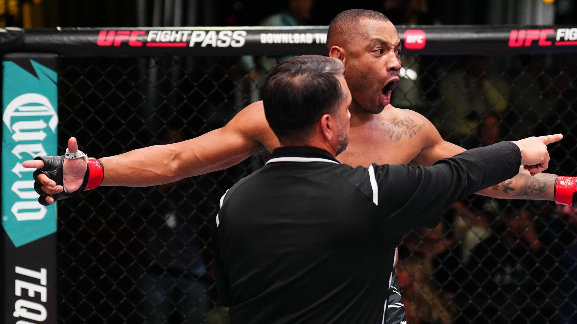 Cesar Almeida delivers knockout of the night with strike to Abdul Razak Alhassan