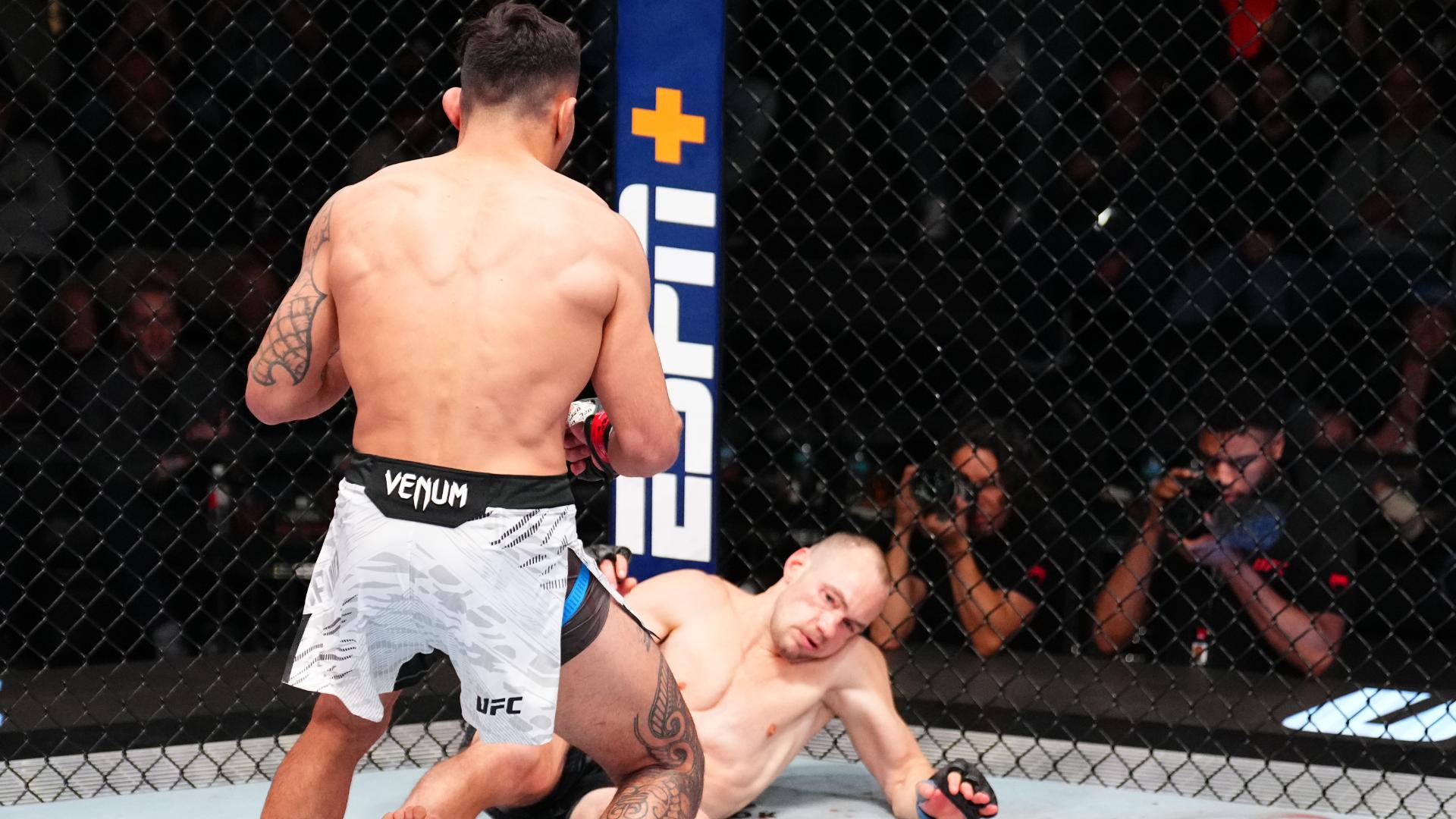 Punahele Soriano needs no time for massive knockout in first round