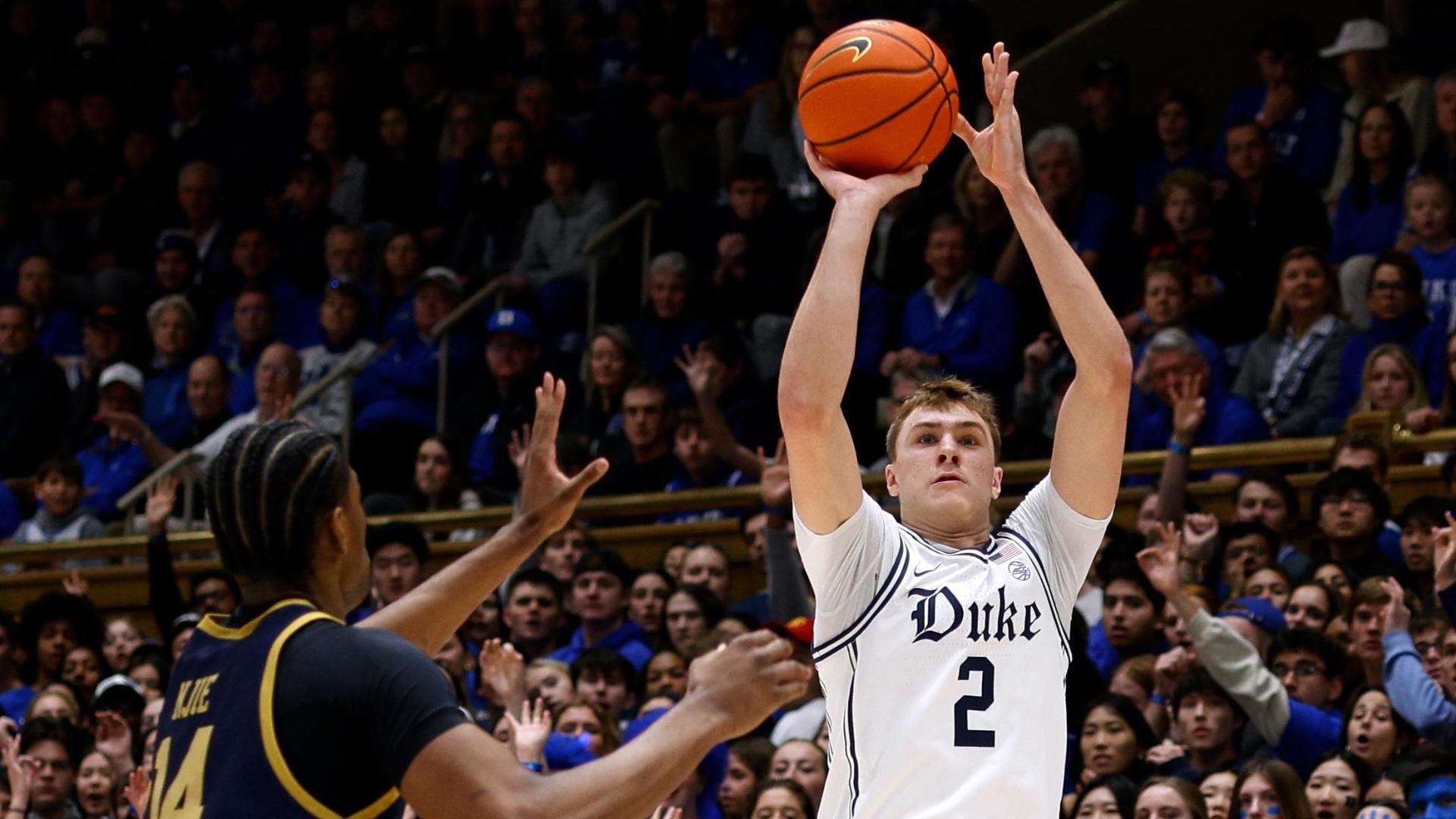 Cooper Flagg's bucket breaks Duke freshman single-game scoring record