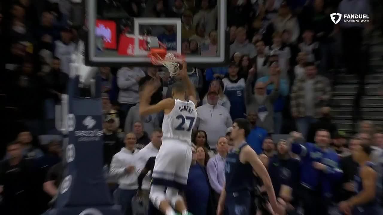 Rudy Gobert gets up for the beautiful flush