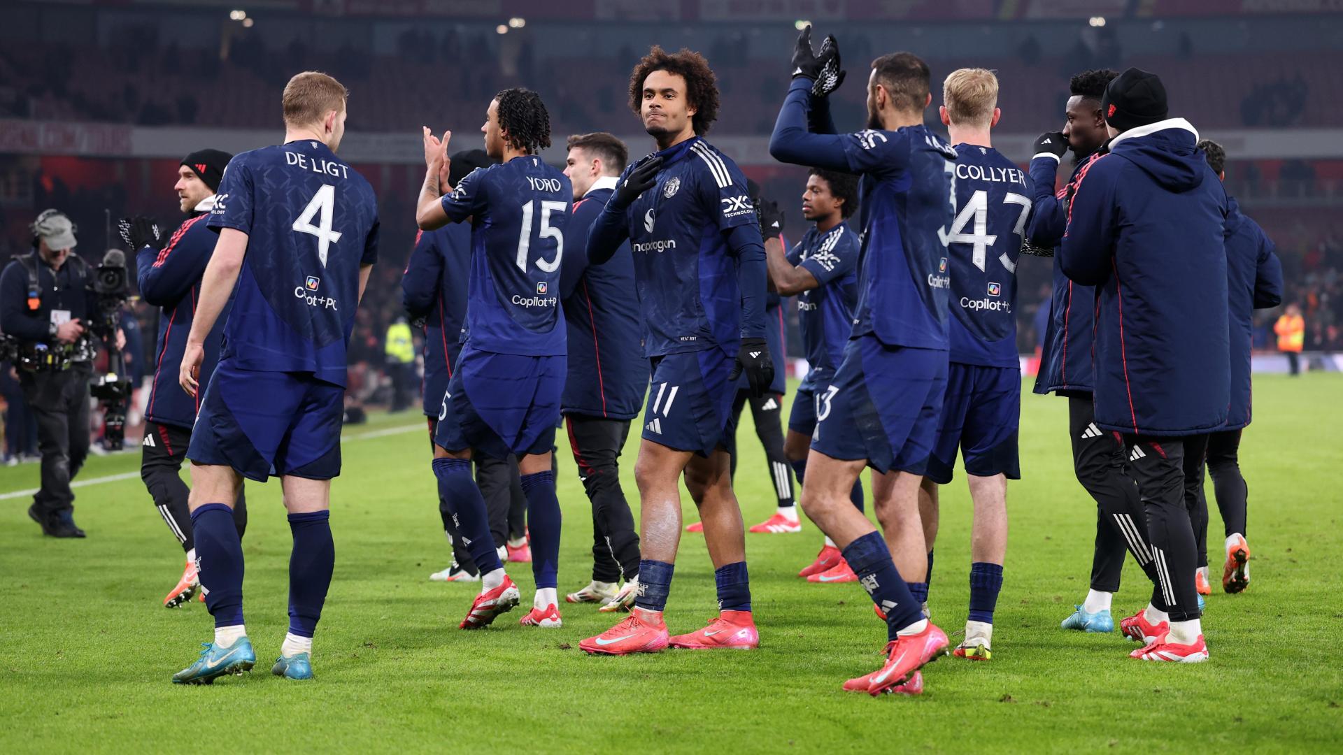 10-man Man United dump Arsenal out the FA Cup on penalties