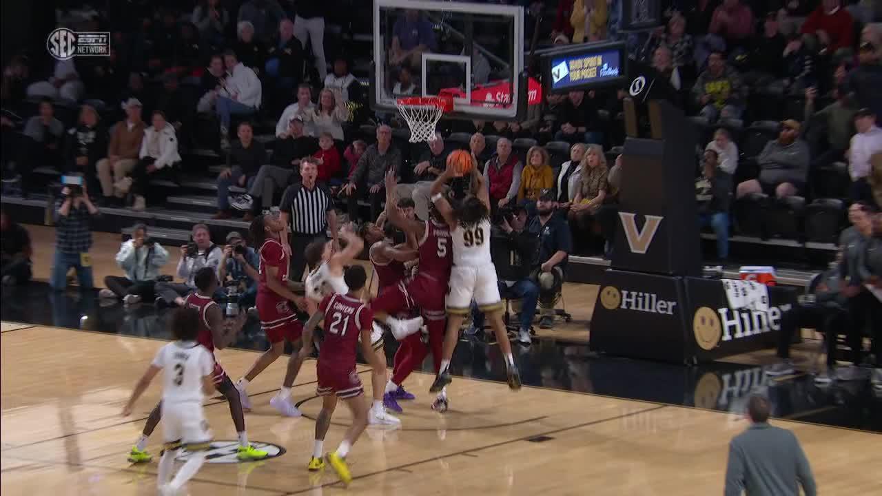 Devin McGlockton's last-second bucket propels Vandy to victory