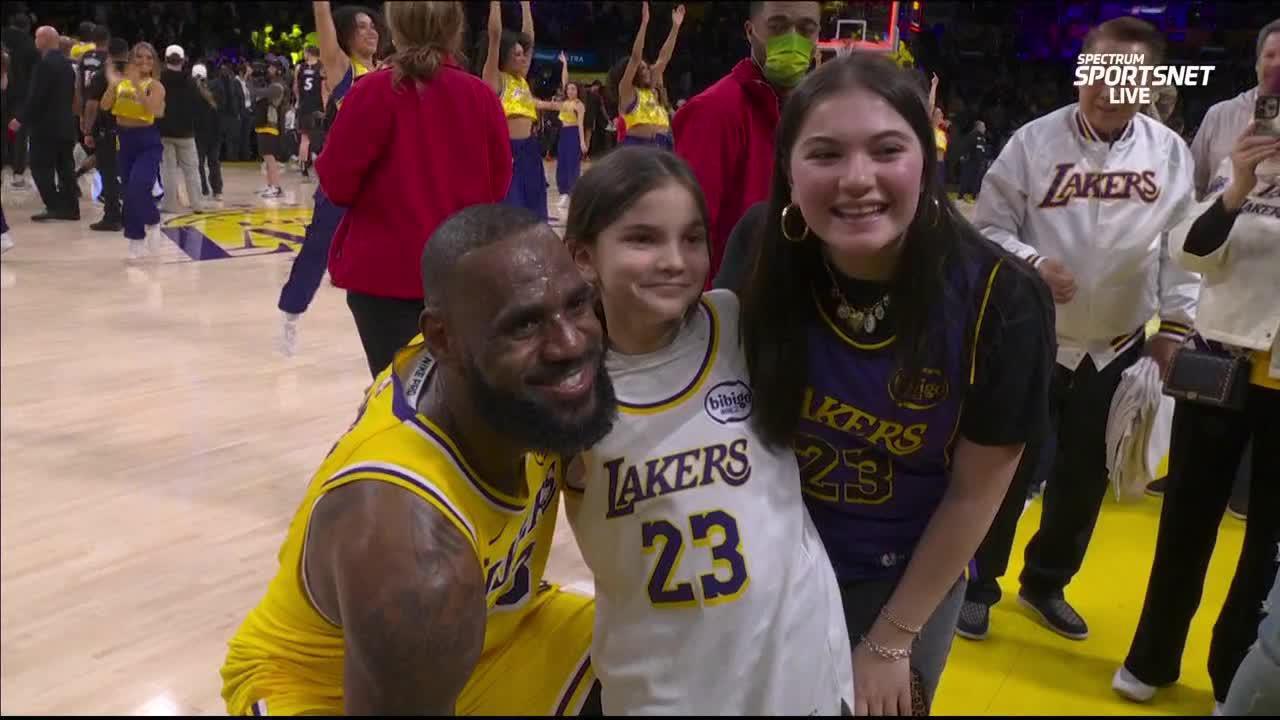 Emotional Lakers fan gets the full LeBron experience